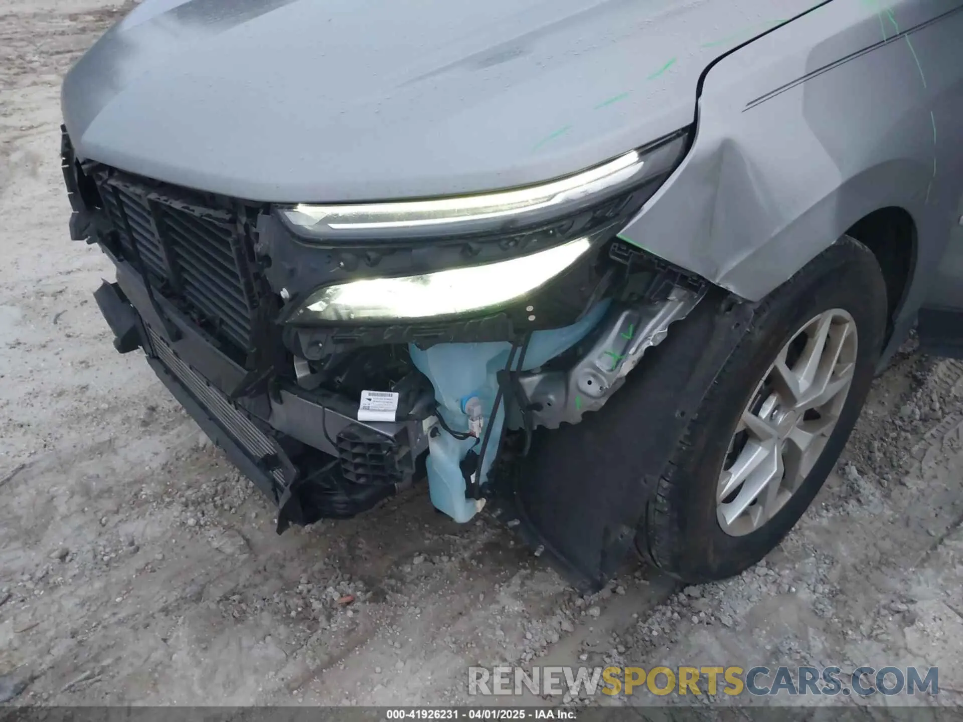 21 Фотография поврежденного автомобиля 3GNAXKEG0PL273719 CHEVROLET EQUINOX 2023