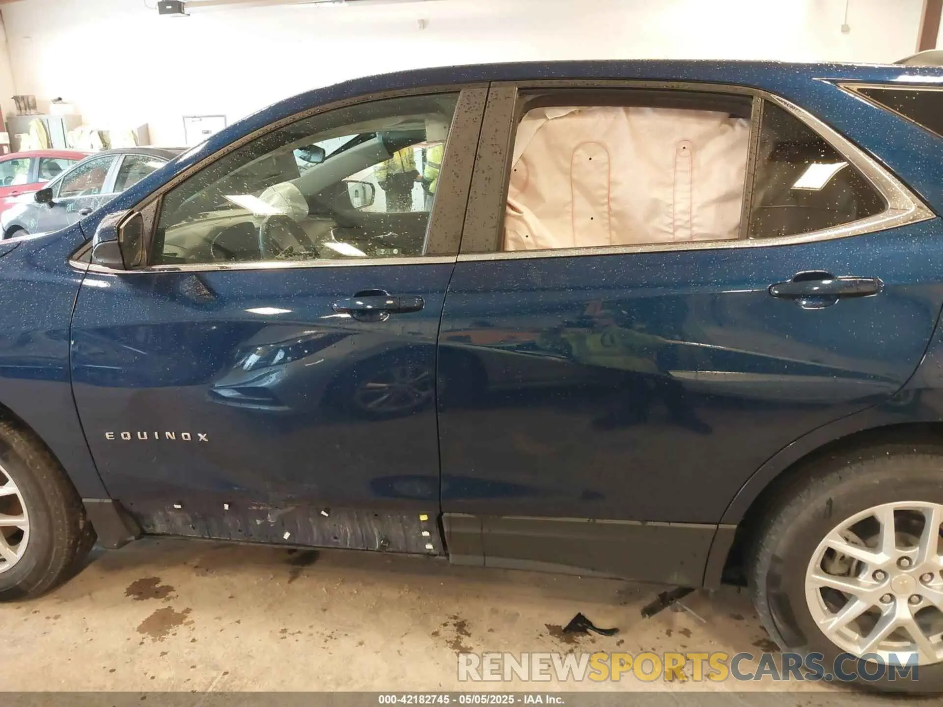14 Photograph of a damaged car 3GNAXKEG0PS137130 CHEVROLET EQUINOX 2023