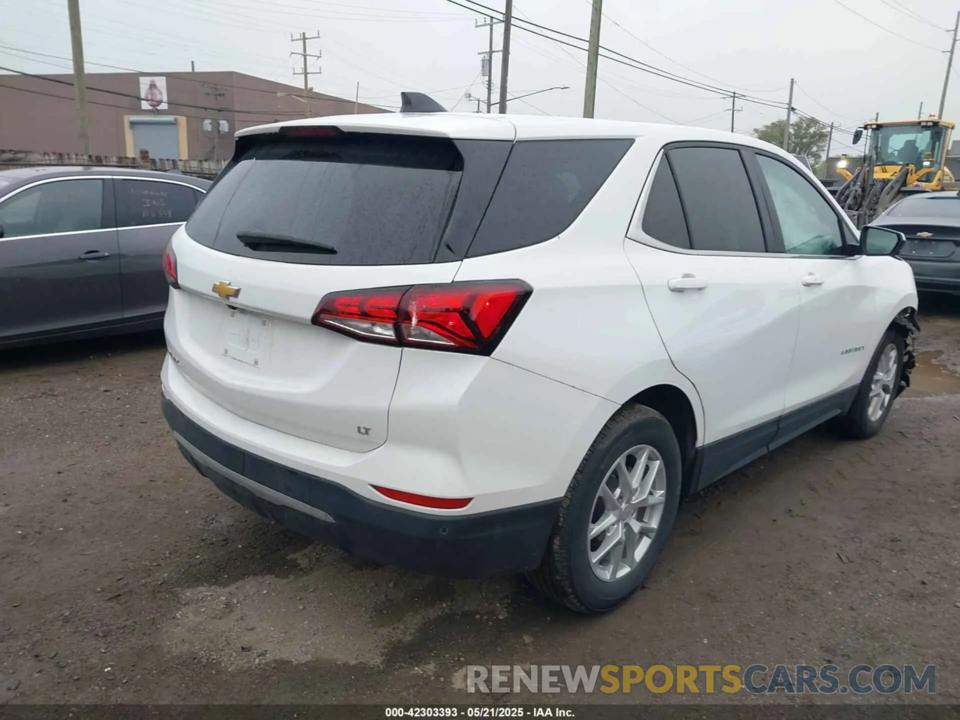 4 Photograph of a damaged car 3GNAXKEG1PS157600 CHEVROLET EQUINOX 2023