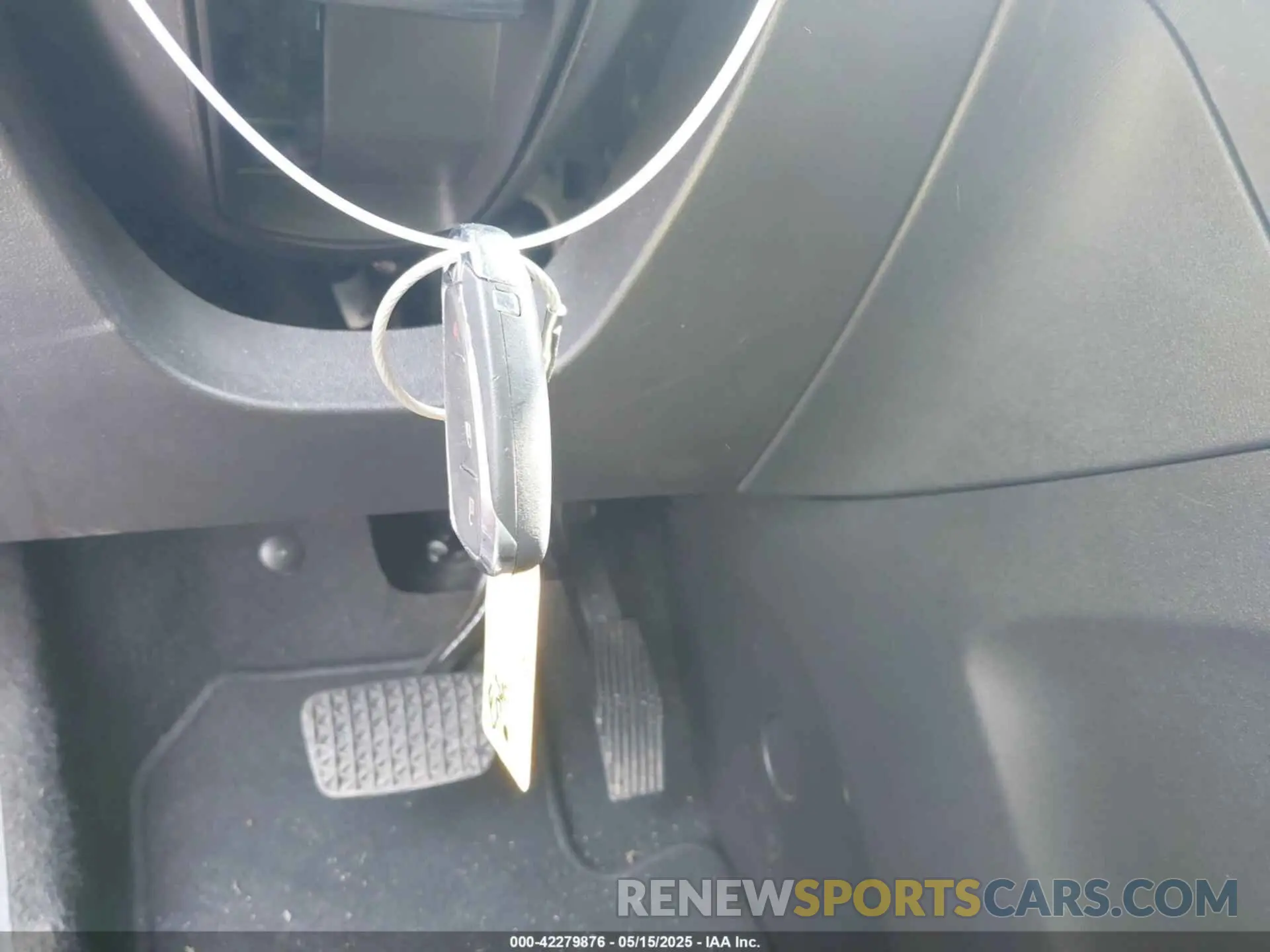 11 Photograph of a damaged car 3GNAXKEG3PL254288 CHEVROLET EQUINOX 2023