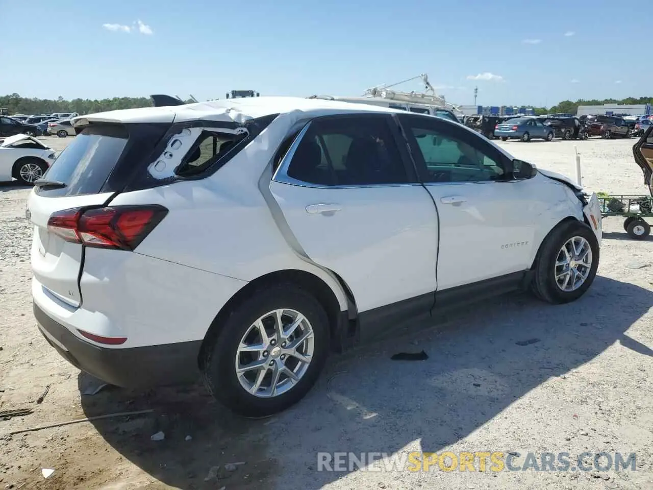 3 Photograph of a damaged car 3GNAXKEG4PS161107 CHEVROLET EQUINOX 2023