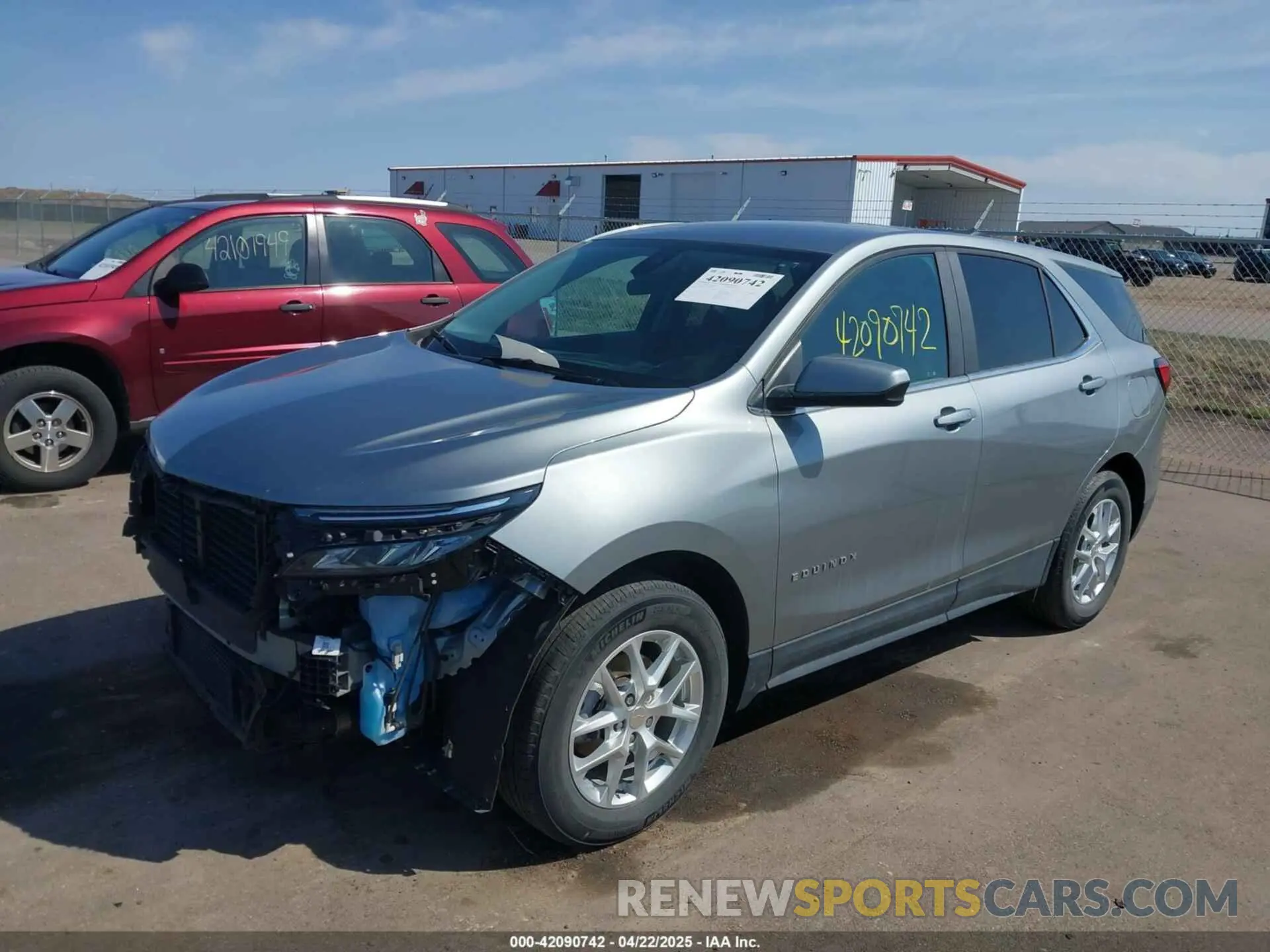 2 Фотография поврежденного автомобиля 3GNAXKEG7PS168424 CHEVROLET EQUINOX 2023