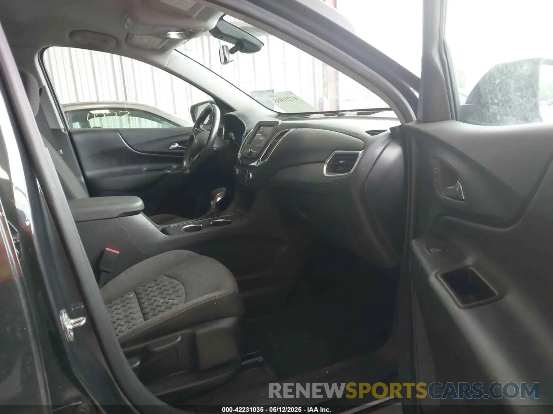 5 Photograph of a damaged car 3GNAXKEG7PS194957 CHEVROLET EQUINOX 2023