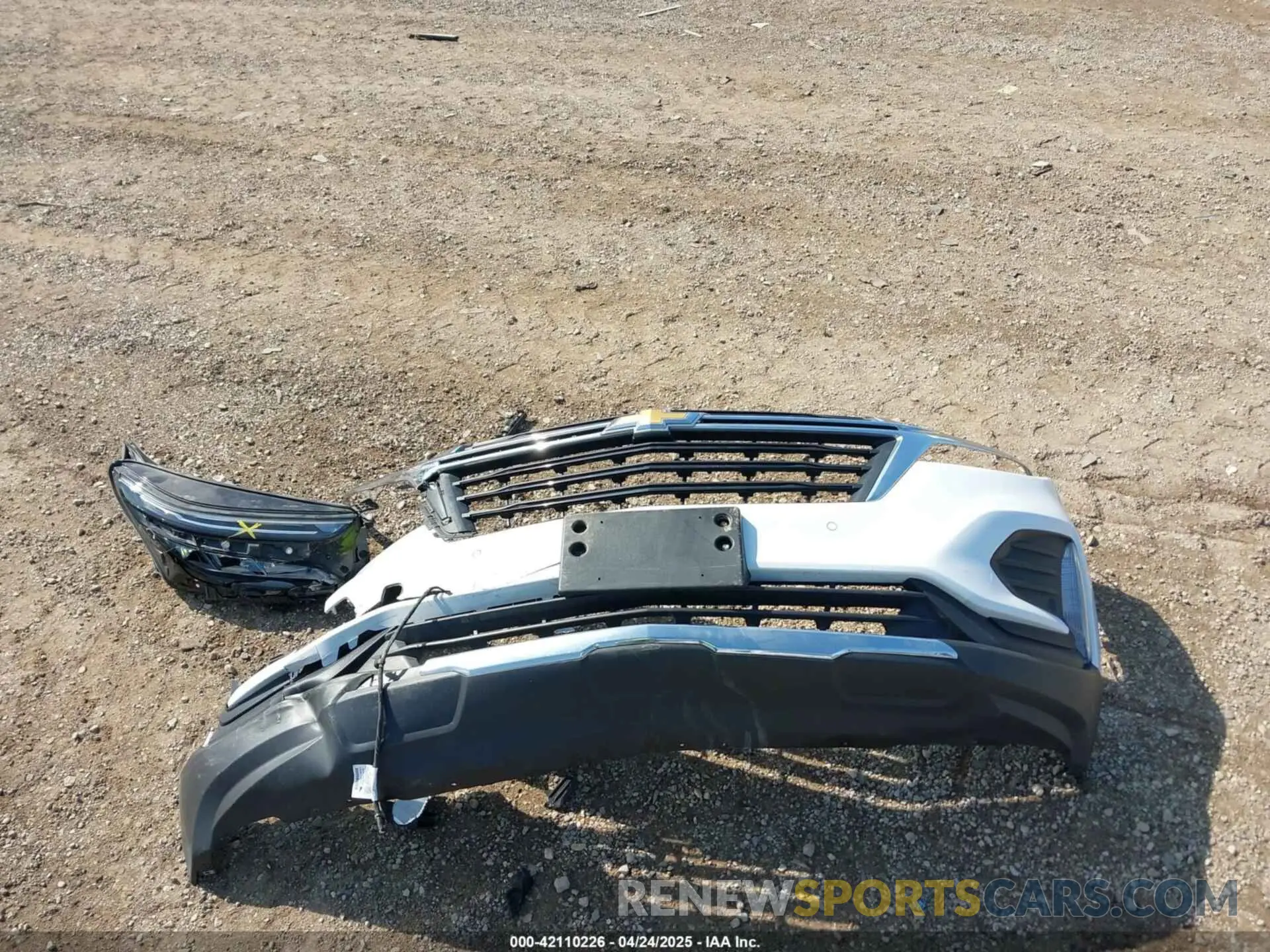 12 Photograph of a damaged car 3GNAXKEG8PS119913 CHEVROLET EQUINOX 2023