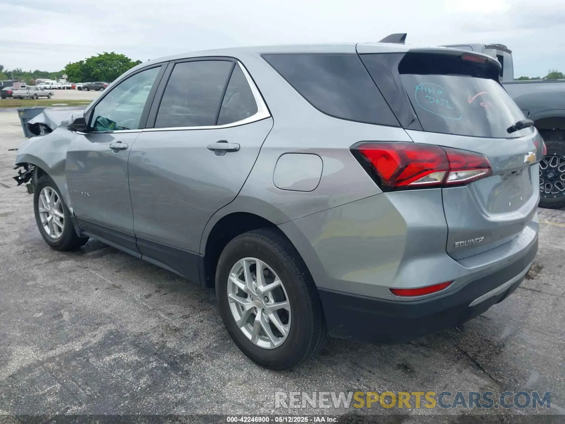 3 Photograph of a damaged car 3GNAXKEG8PS167184 CHEVROLET EQUINOX 2023