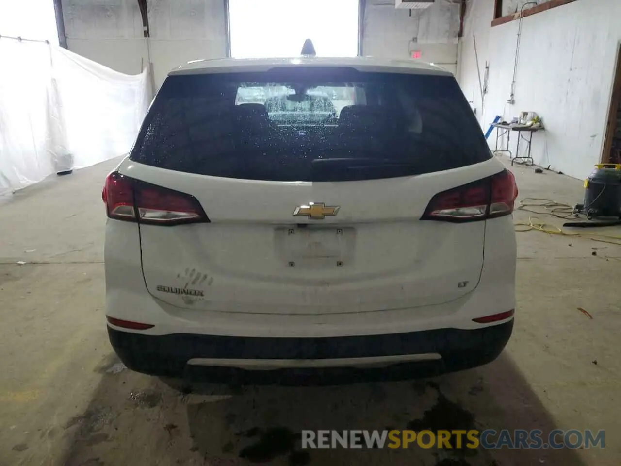 6 Photograph of a damaged car 3GNAXKEG8PS176404 CHEVROLET EQUINOX 2023