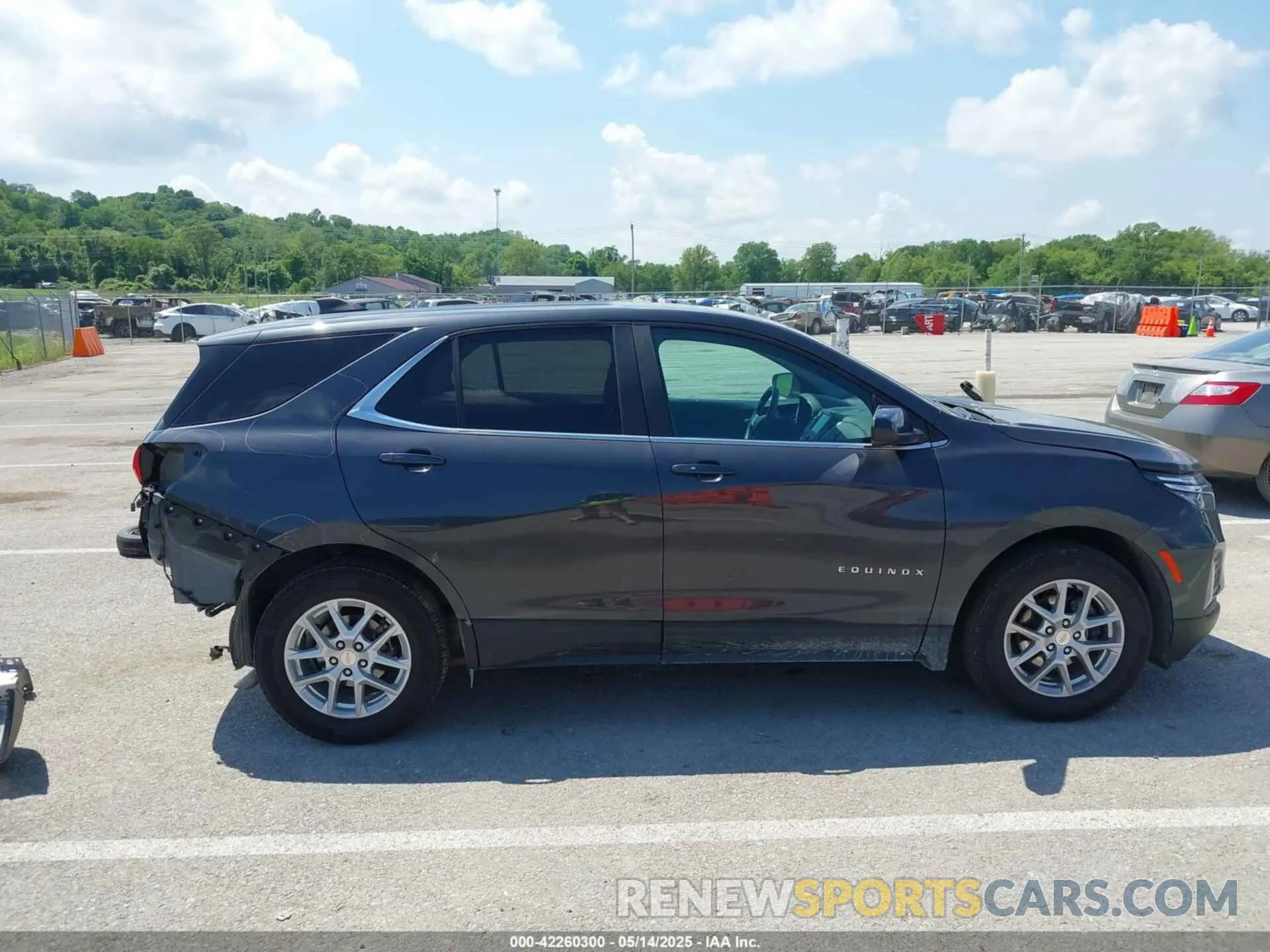 14 Photograph of a damaged car 3GNAXKEG9PS108693 CHEVROLET EQUINOX 2023