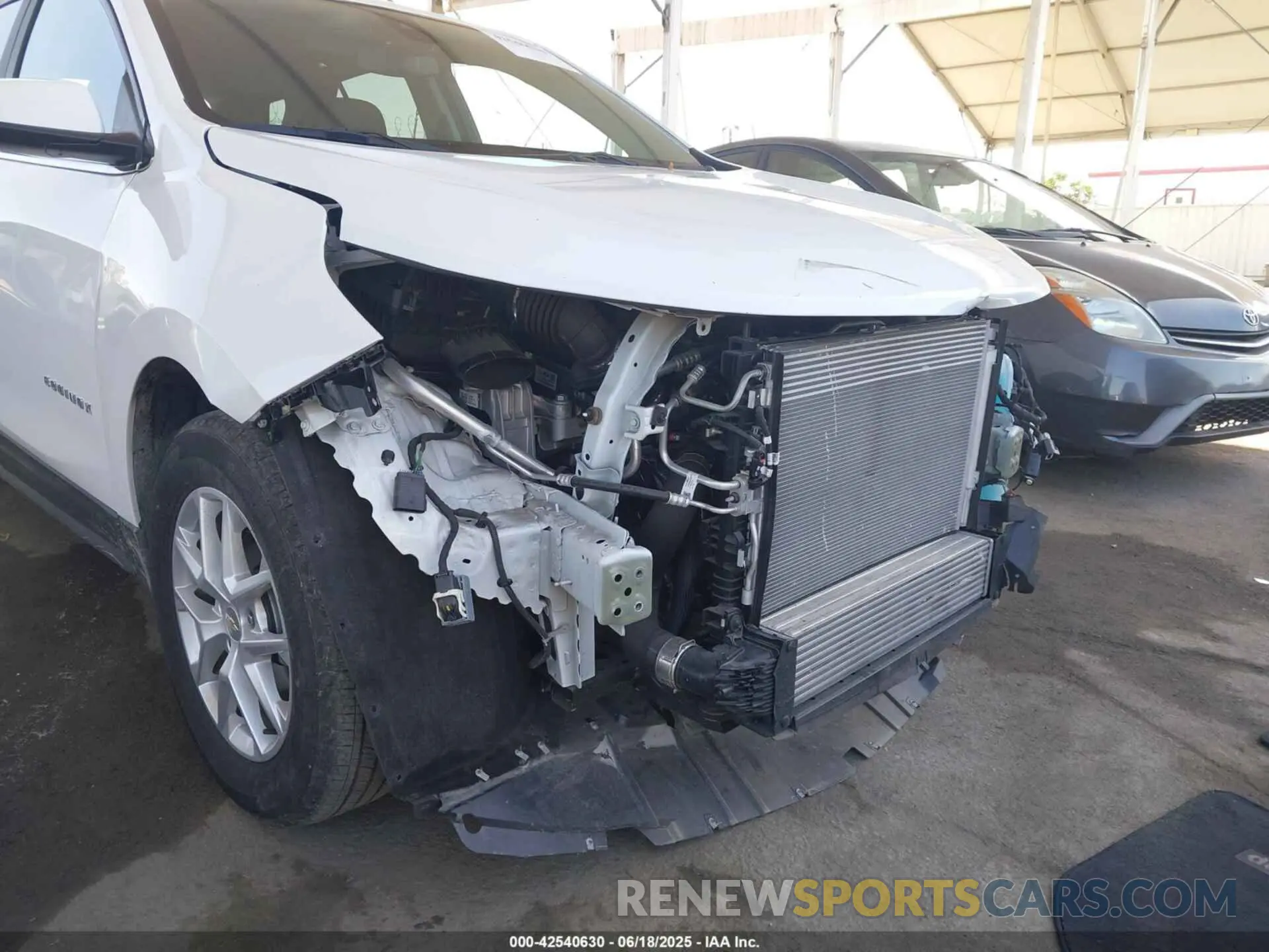 6 Photograph of a damaged car 3GNAXKEGXPS127639 CHEVROLET EQUINOX 2023