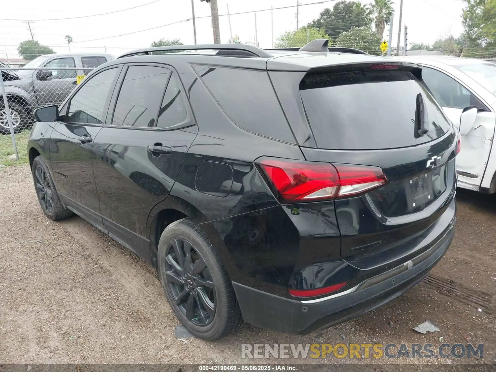 3 Photograph of a damaged car 3GNAXMEG5PL217867 CHEVROLET EQUINOX 2023