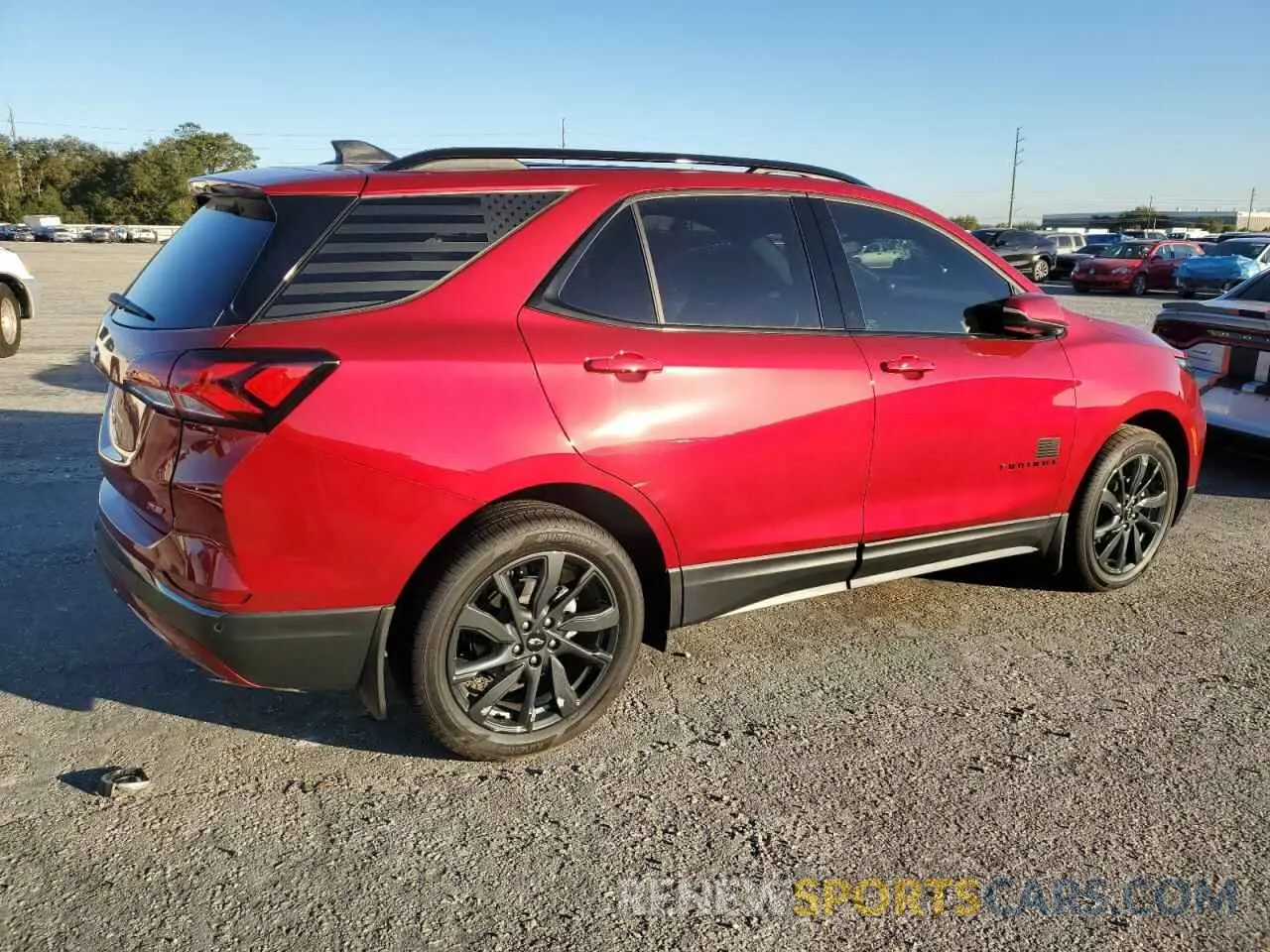 3 Photograph of a damaged car 3GNAXMEGXPL226693 CHEVROLET EQUINOX 2023