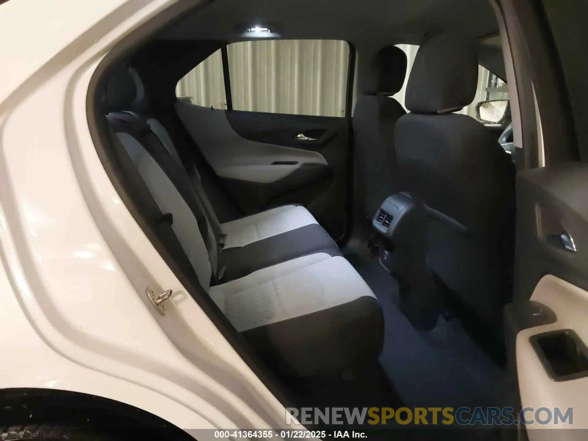 8 Photograph of a damaged car 3GNAXTEG0PL125902 CHEVROLET EQUINOX 2023