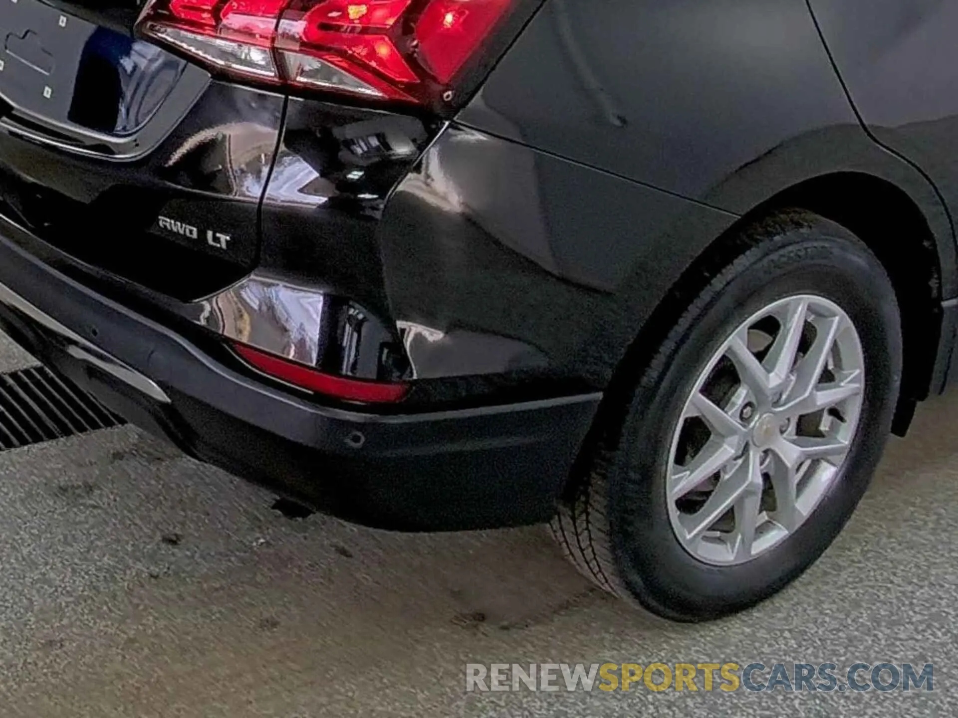 10 Photograph of a damaged car 3GNAXTEG0PL136334 CHEVROLET EQUINOX 2023