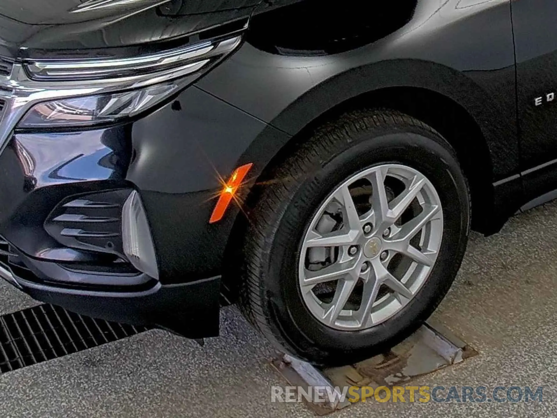 2 Photograph of a damaged car 3GNAXTEG0PL136334 CHEVROLET EQUINOX 2023