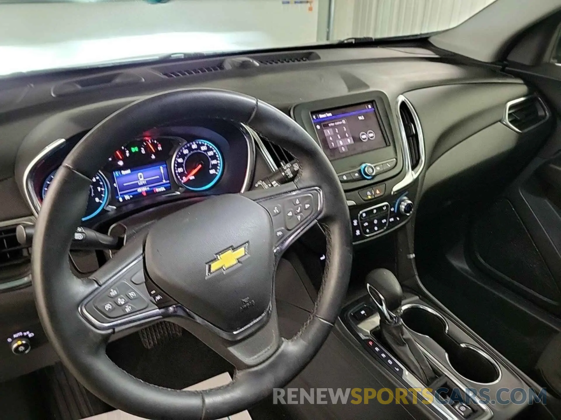 18 Photograph of a damaged car 3GNAXTEG0PL252858 CHEVROLET EQUINOX 2023