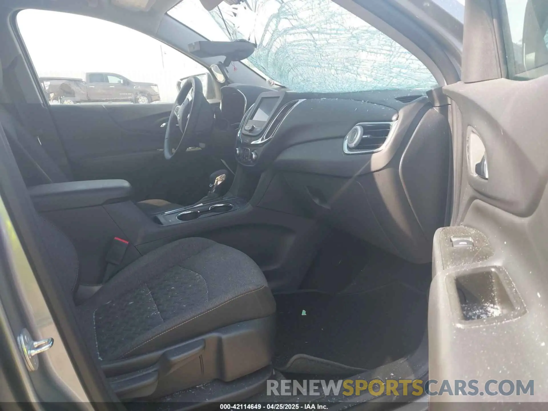 5 Photograph of a damaged car 3GNAXTEG0PL263942 CHEVROLET EQUINOX 2023