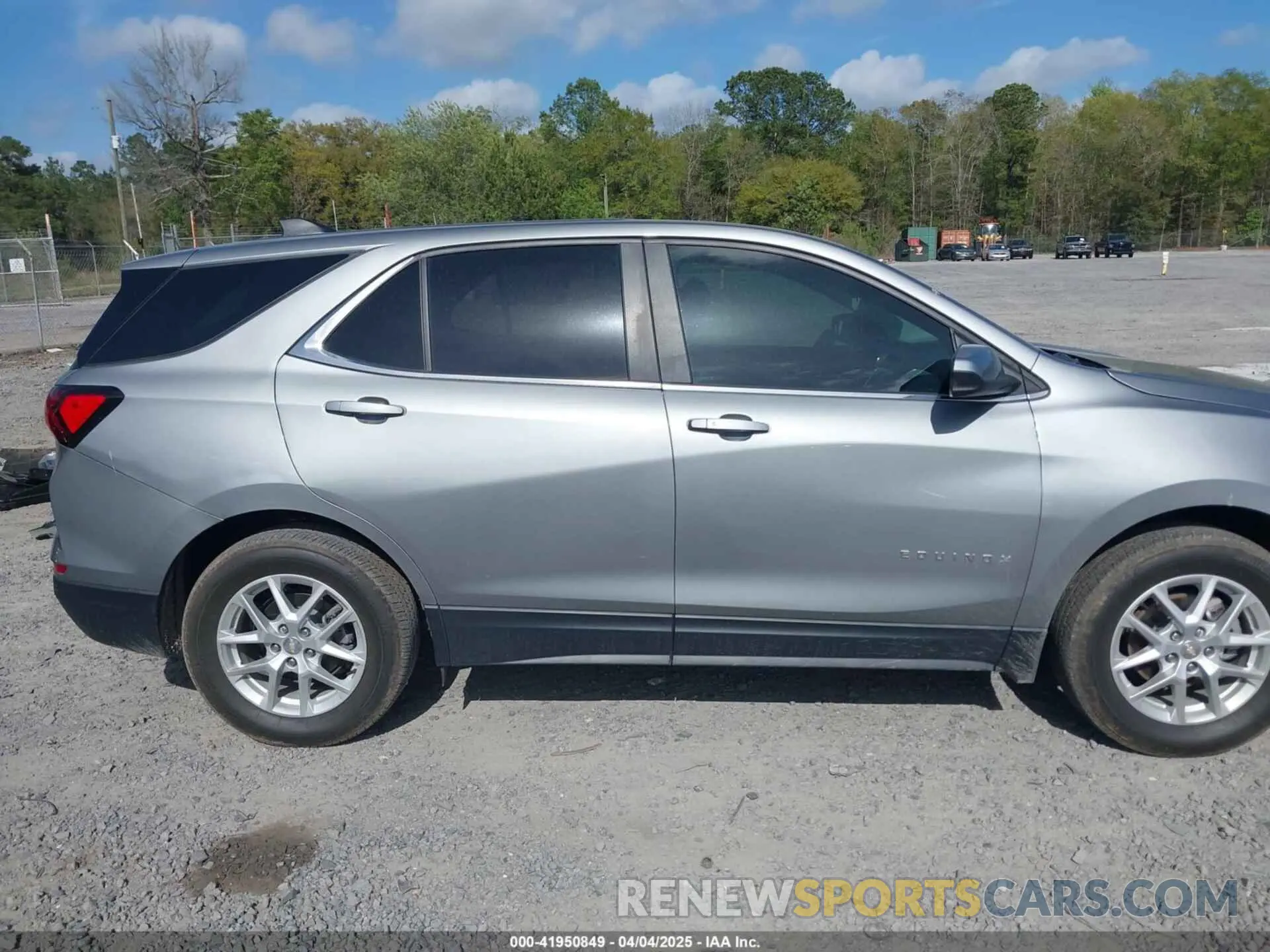14 Photograph of a damaged car 3GNAXTEG1PS187332 CHEVROLET EQUINOX 2023