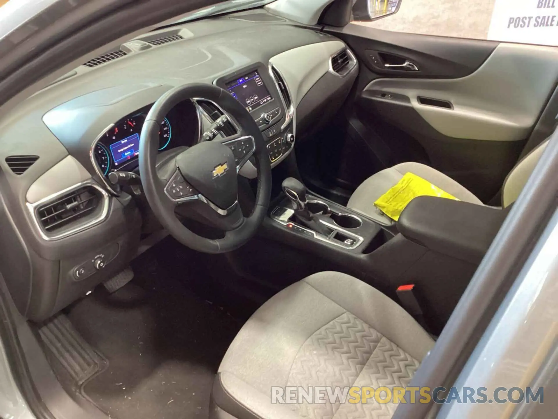 17 Photograph of a damaged car 3GNAXTEG1PS208633 CHEVROLET EQUINOX 2023