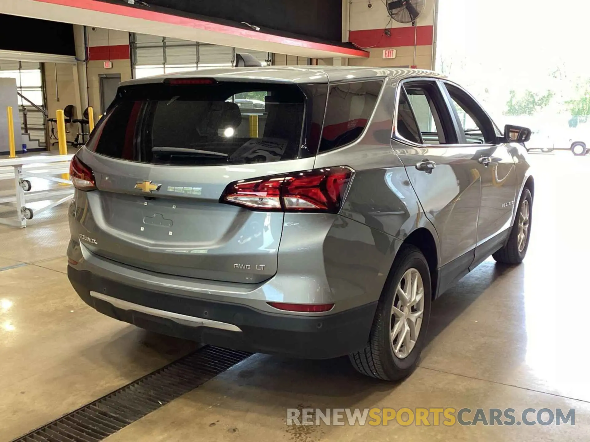 9 Photograph of a damaged car 3GNAXTEG1PS208633 CHEVROLET EQUINOX 2023