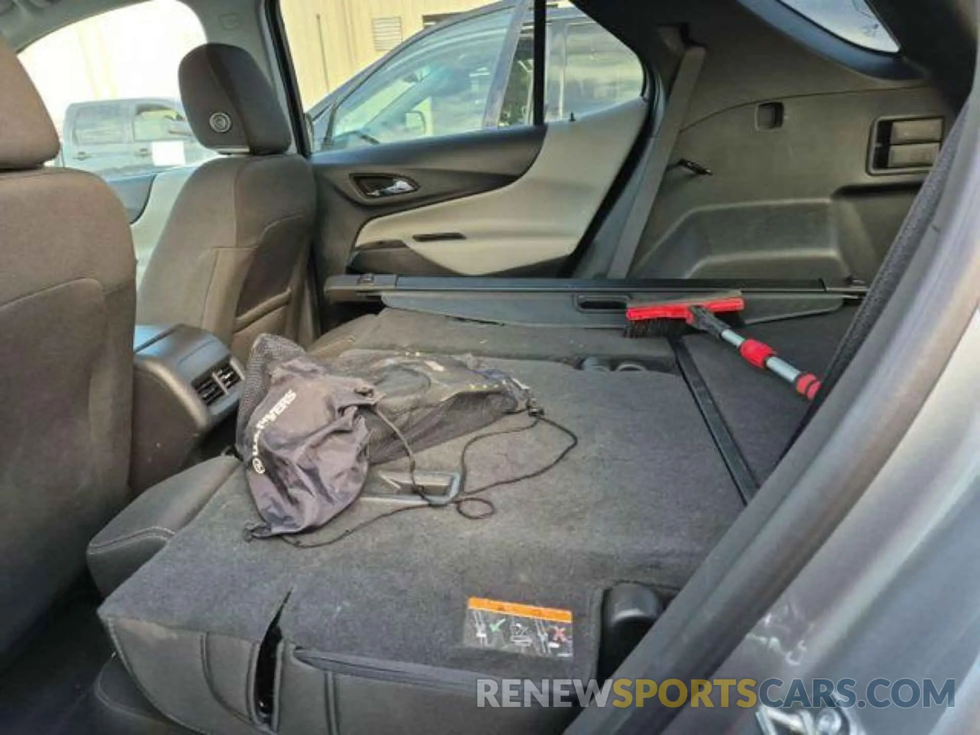 13 Фотография поврежденного автомобиля 3GNAXTEG1PS208647 CHEVROLET EQUINOX 2023