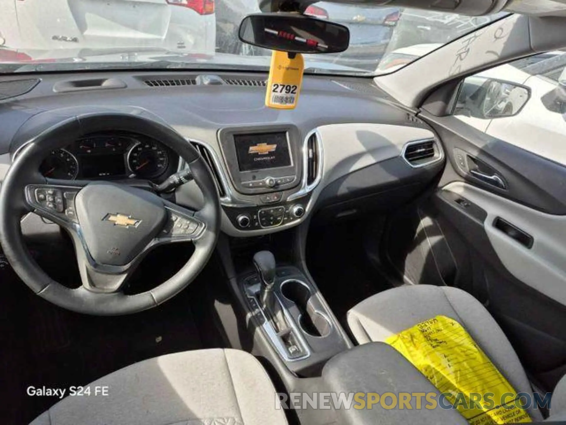 24 Фотография поврежденного автомобиля 3GNAXTEG1PS208647 CHEVROLET EQUINOX 2023
