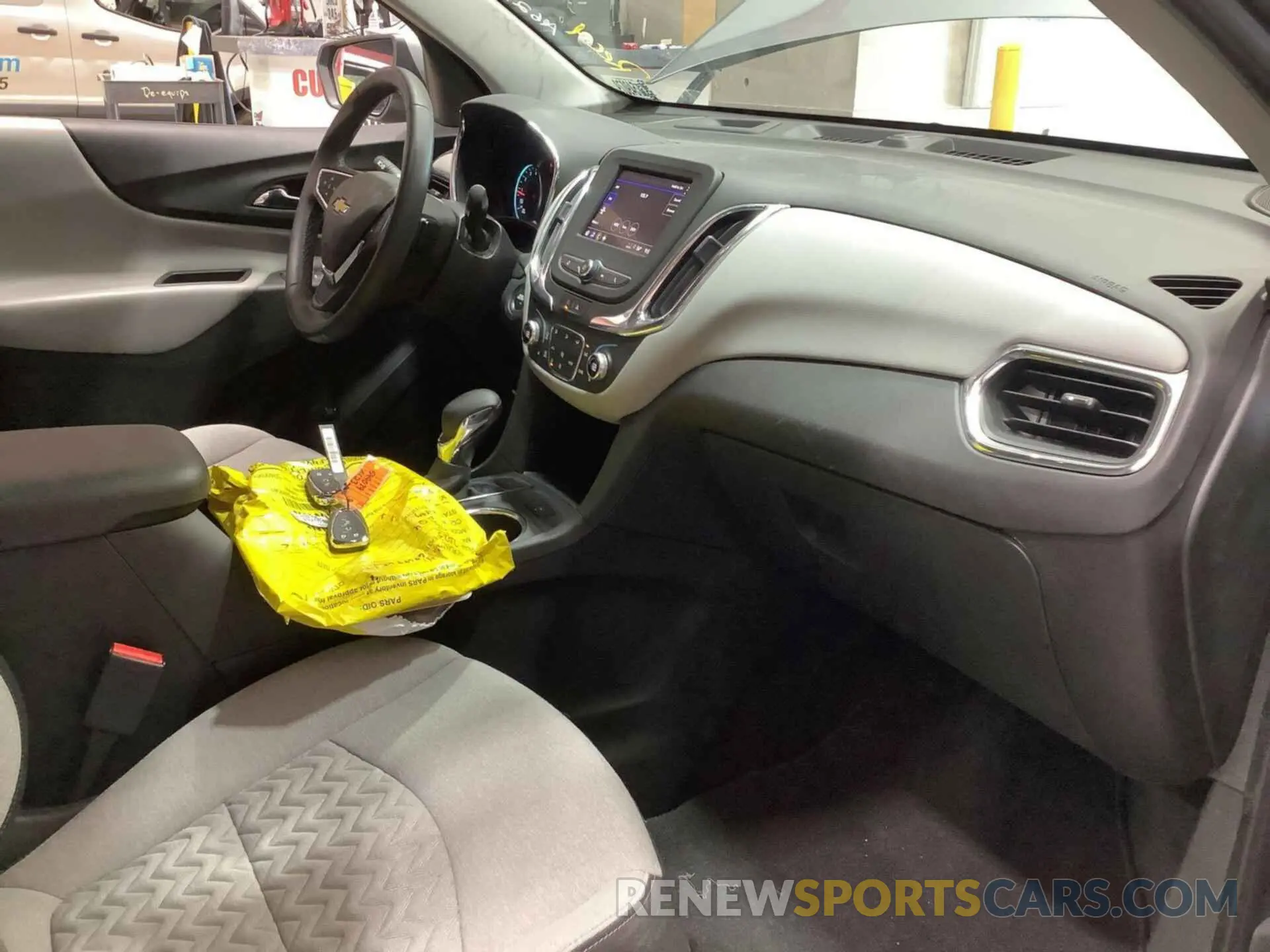 7 Photograph of a damaged car 3GNAXTEG1PS209541 CHEVROLET EQUINOX 2023