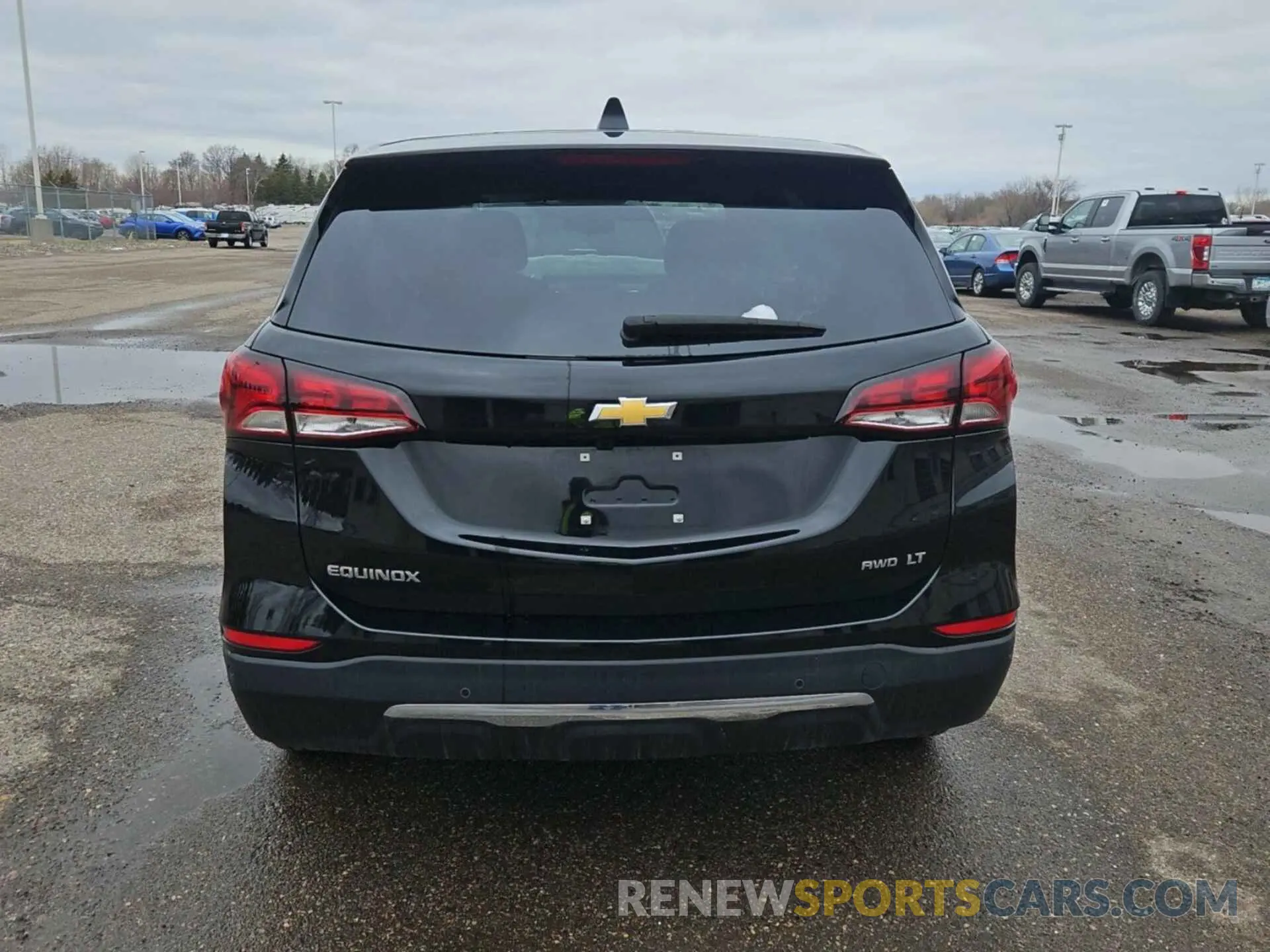 28 Photograph of a damaged car 3GNAXTEG3PL112996 CHEVROLET EQUINOX 2023