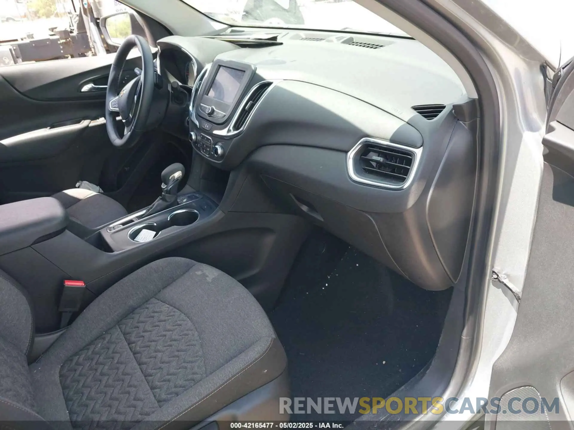 5 Фотография поврежденного автомобиля 3GNAXTEG3PL251400 CHEVROLET EQUINOX 2023