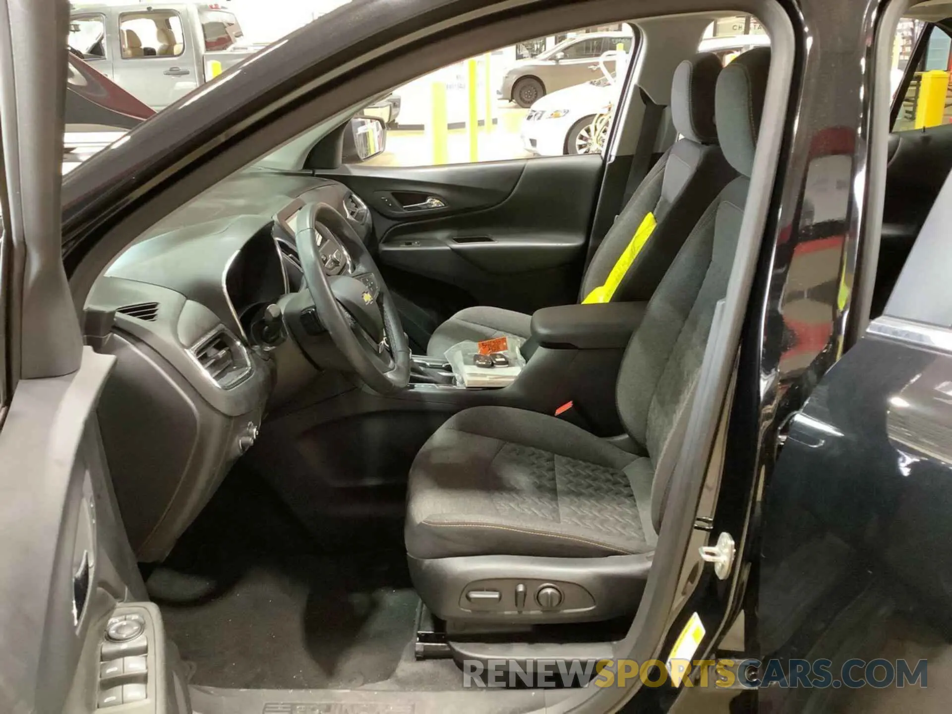 9 Photograph of a damaged car 3GNAXTEG4PL259909 CHEVROLET EQUINOX 2023