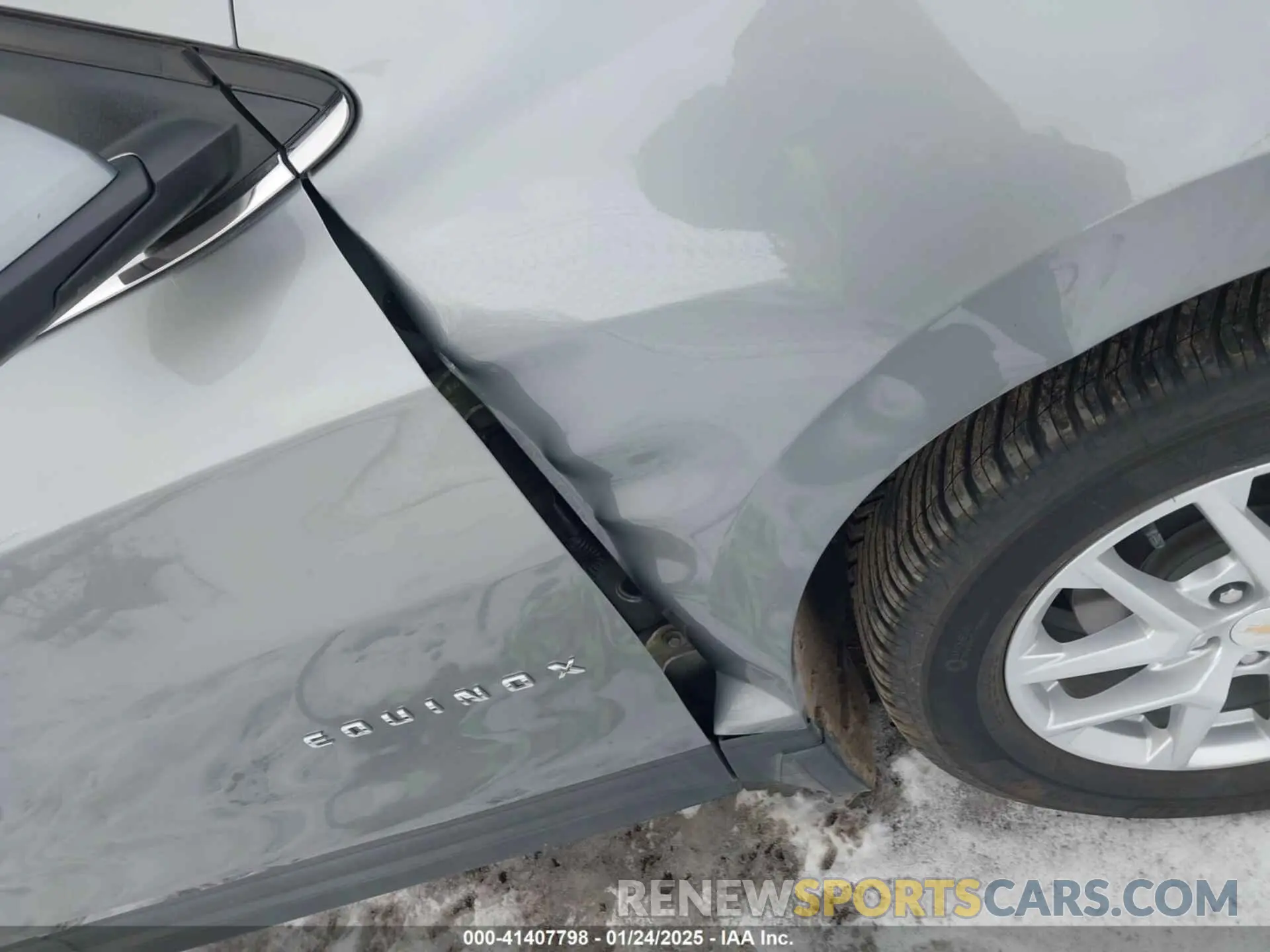 18 Фотография поврежденного автомобиля 3GNAXTEG5PS166063 CHEVROLET EQUINOX 2023
