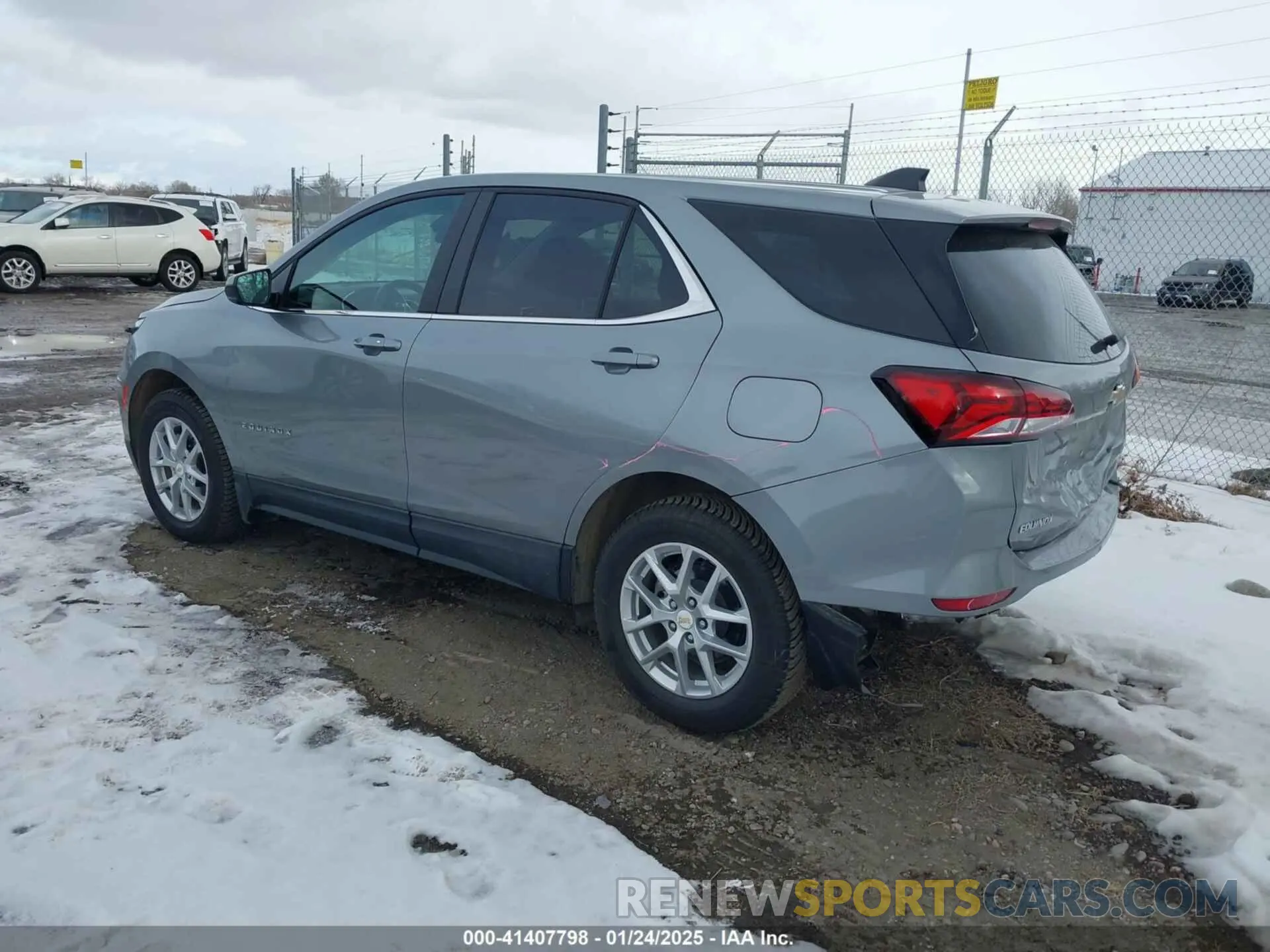 3 Фотография поврежденного автомобиля 3GNAXTEG5PS166063 CHEVROLET EQUINOX 2023