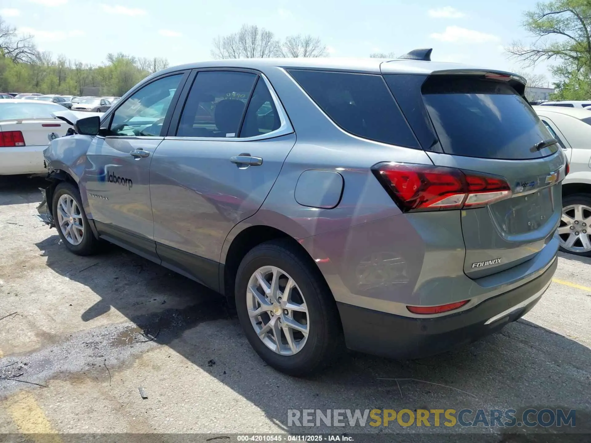3 Фотография поврежденного автомобиля 3GNAXTEG6PL246014 CHEVROLET EQUINOX 2023