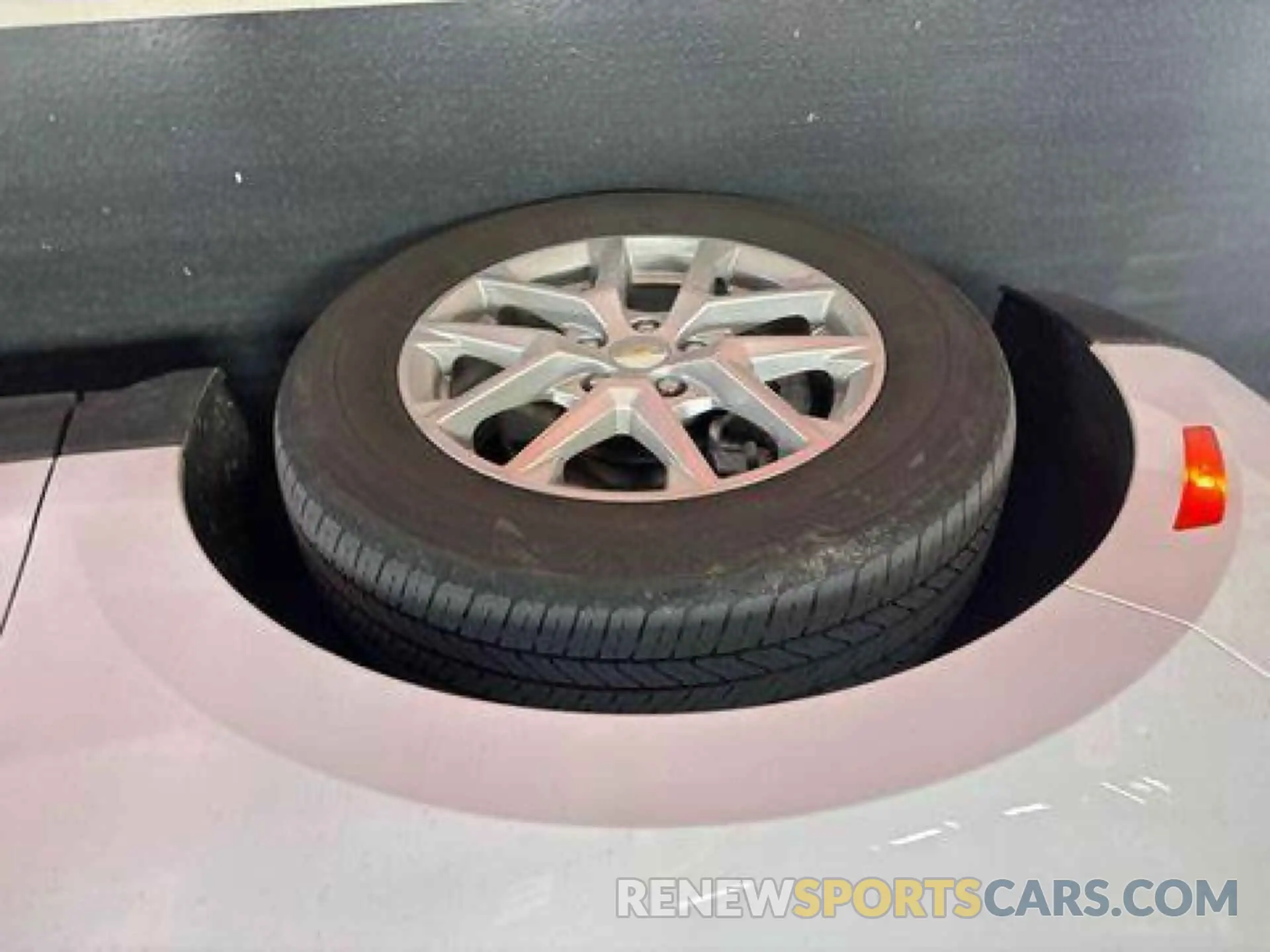 1 Фотография поврежденного автомобиля 3GNAXTEG6PL251469 CHEVROLET EQUINOX 2023