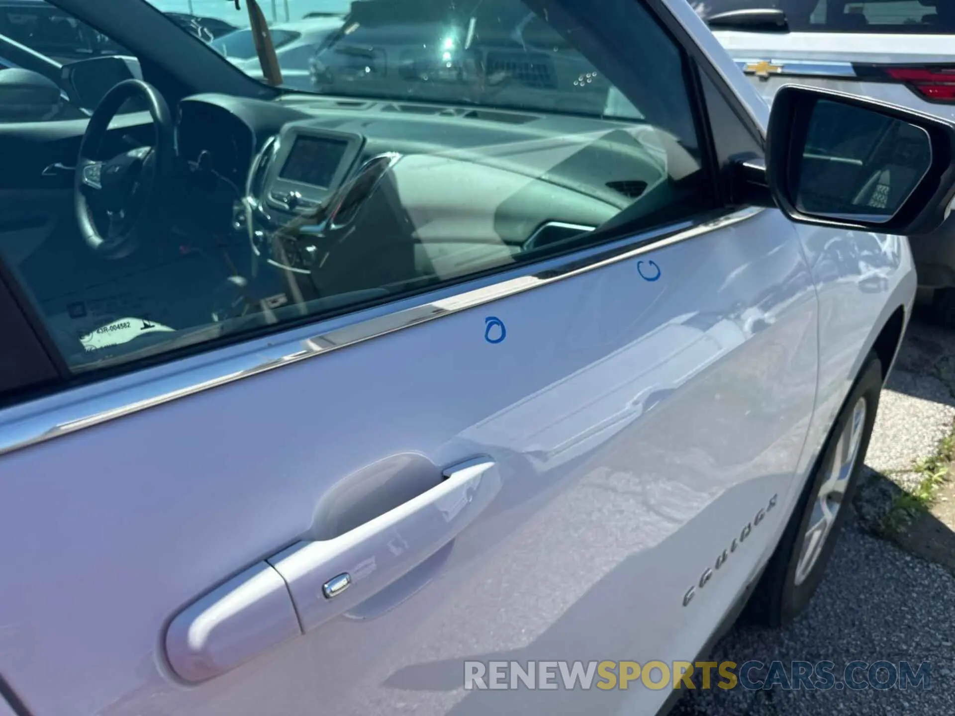 4 Фотография поврежденного автомобиля 3GNAXTEG6PL251469 CHEVROLET EQUINOX 2023