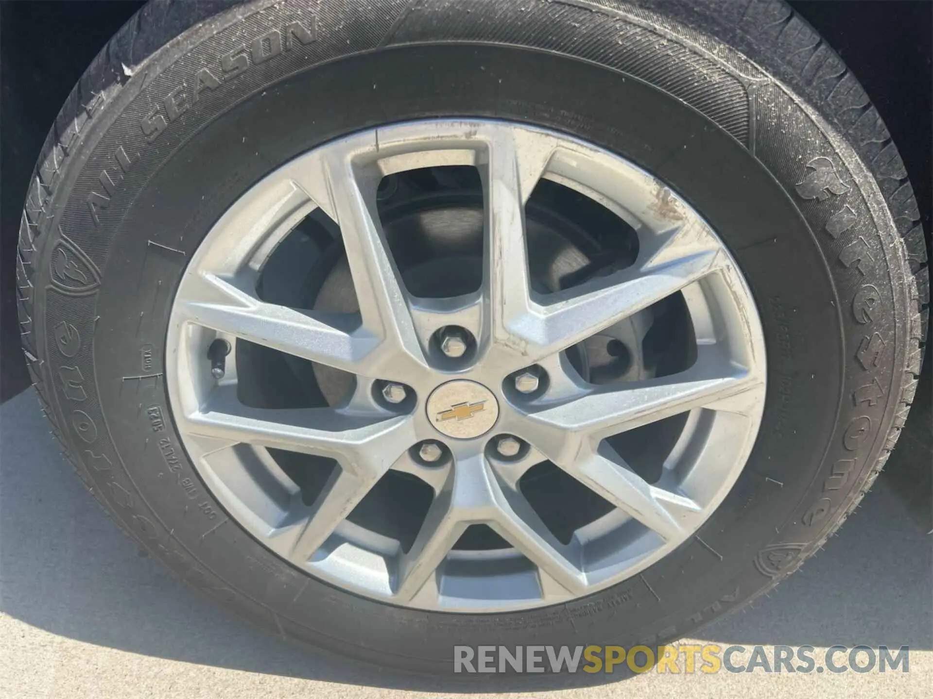 12 Фотография поврежденного автомобиля 3GNAXTEG6PL253660 CHEVROLET EQUINOX 2023
