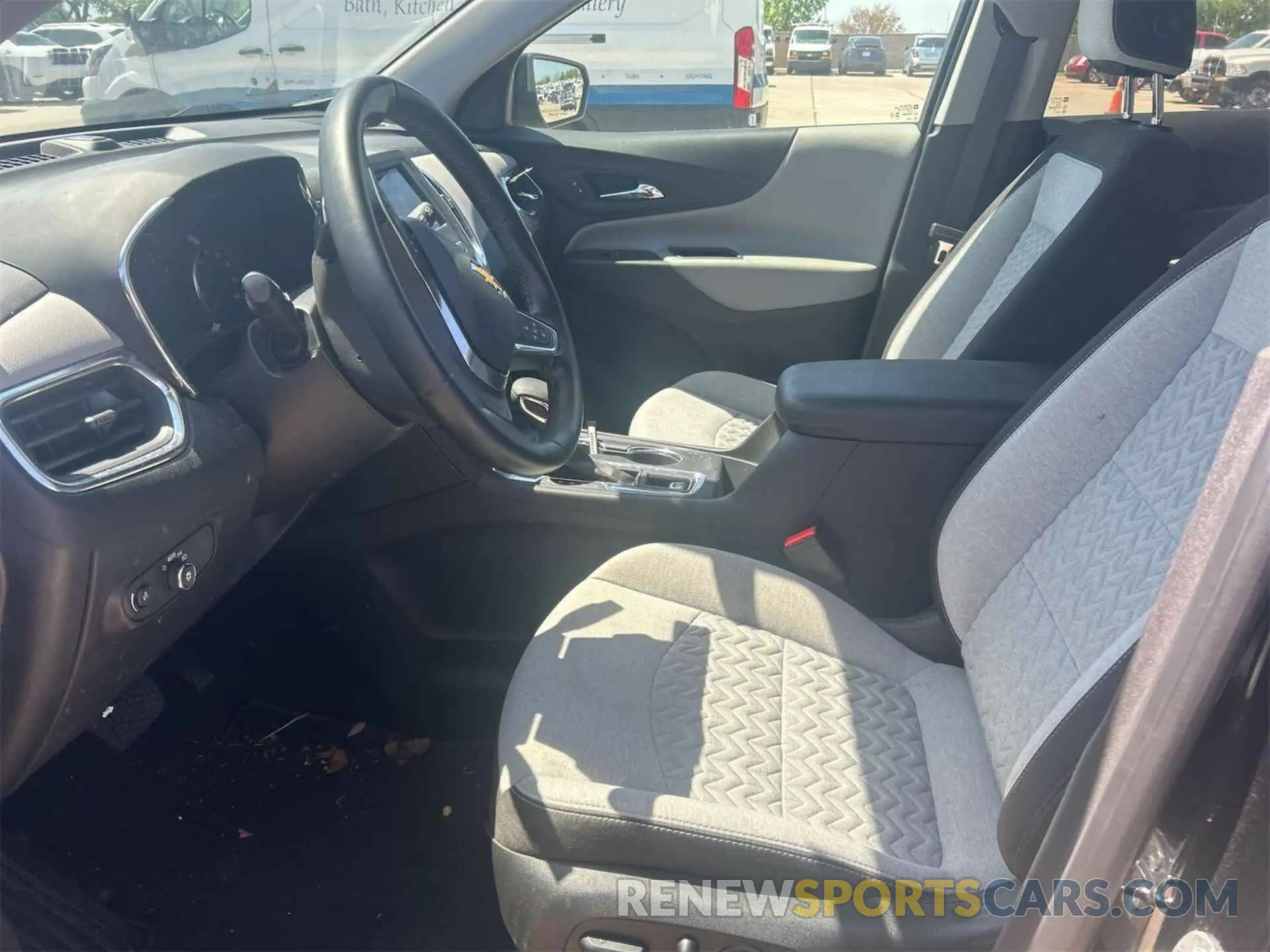 9 Фотография поврежденного автомобиля 3GNAXTEG6PL253660 CHEVROLET EQUINOX 2023