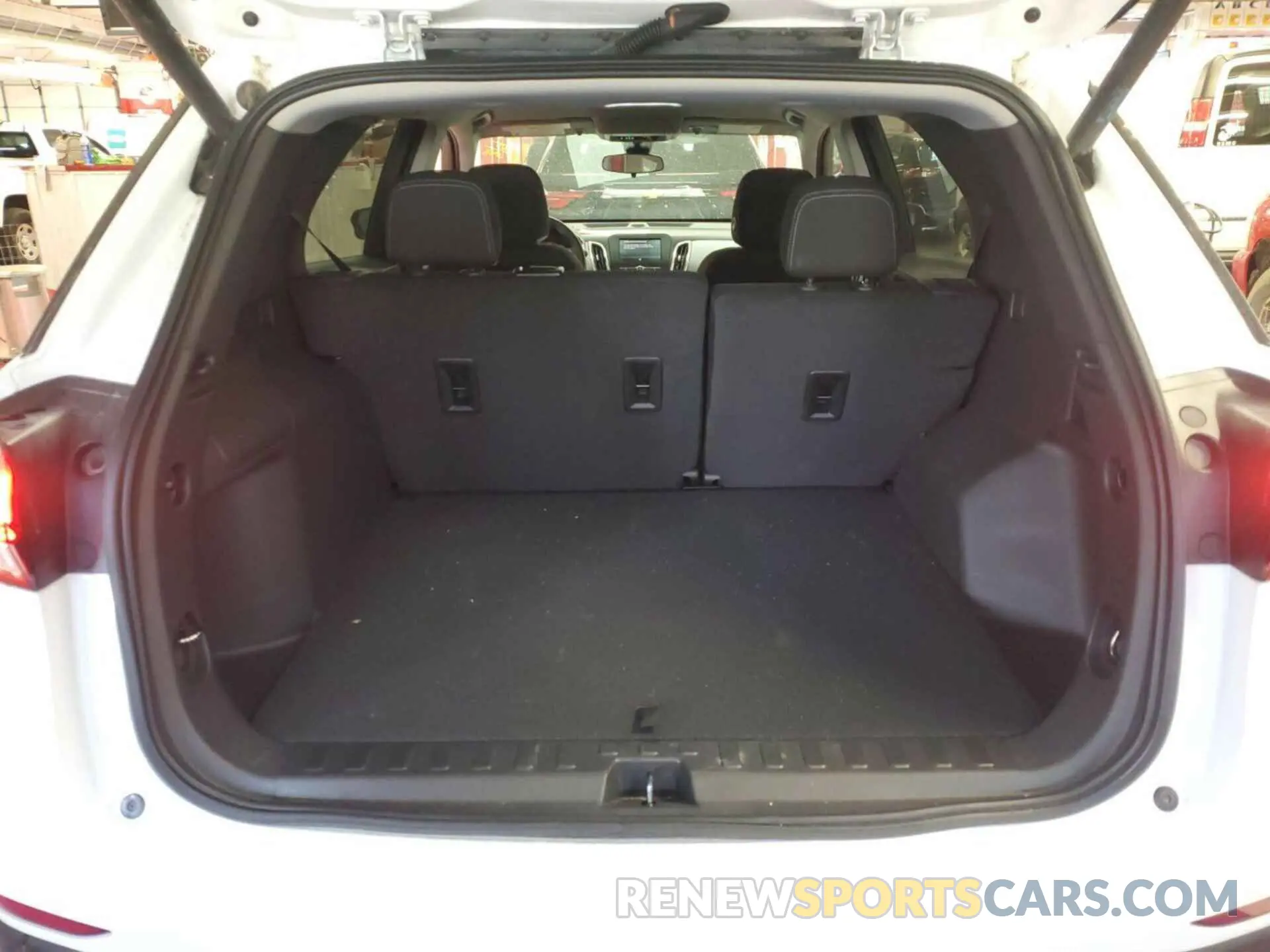 18 Фотография поврежденного автомобиля 3GNAXTEG8PS112840 CHEVROLET EQUINOX 2023