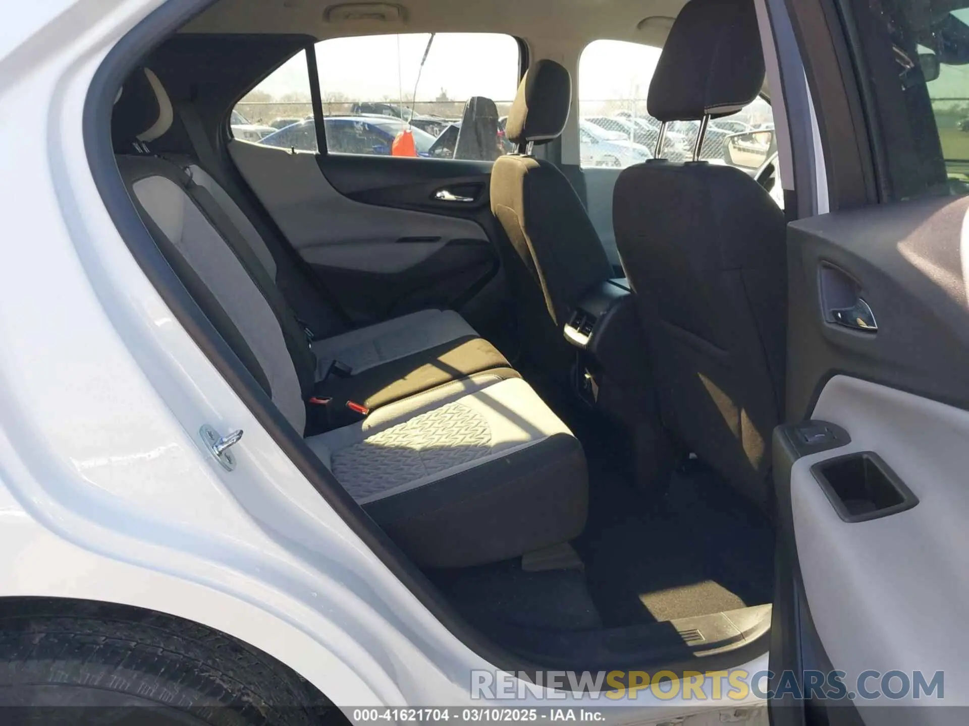 8 Photograph of a damaged car 3GNAXTEG8PS196741 CHEVROLET EQUINOX 2023