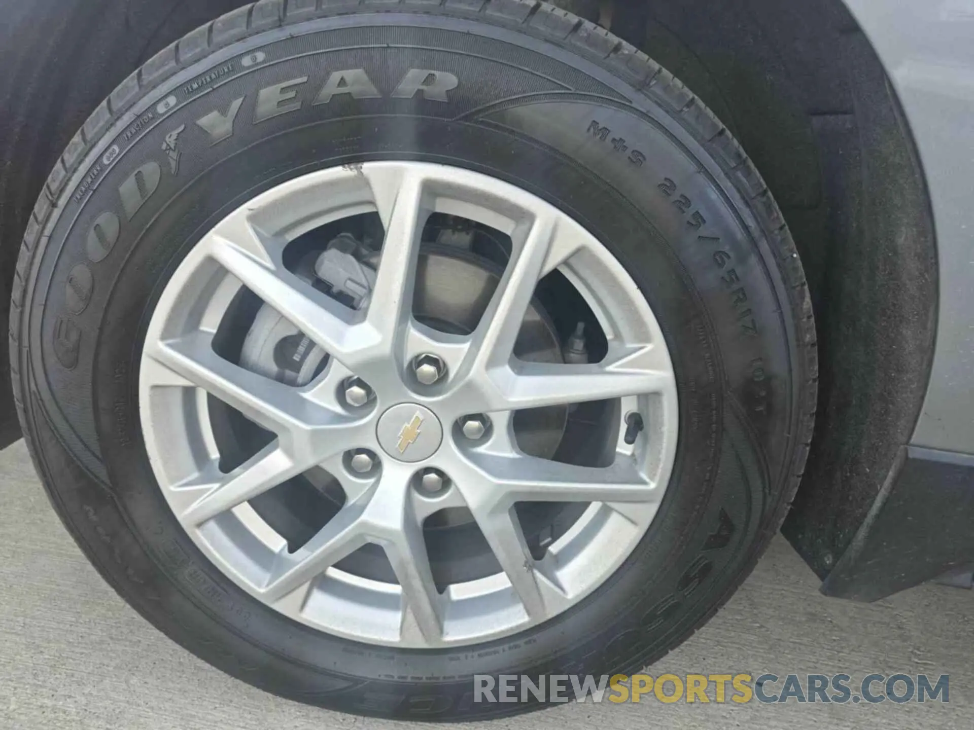 10 Фотография поврежденного автомобиля 3GNAXTEG8PS208547 CHEVROLET EQUINOX 2023