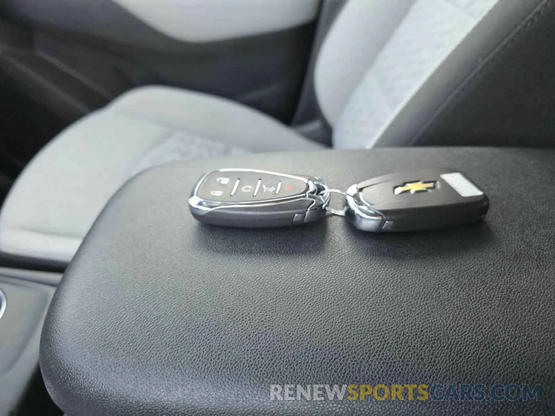 12 Фотография поврежденного автомобиля 3GNAXTEG8PS208547 CHEVROLET EQUINOX 2023