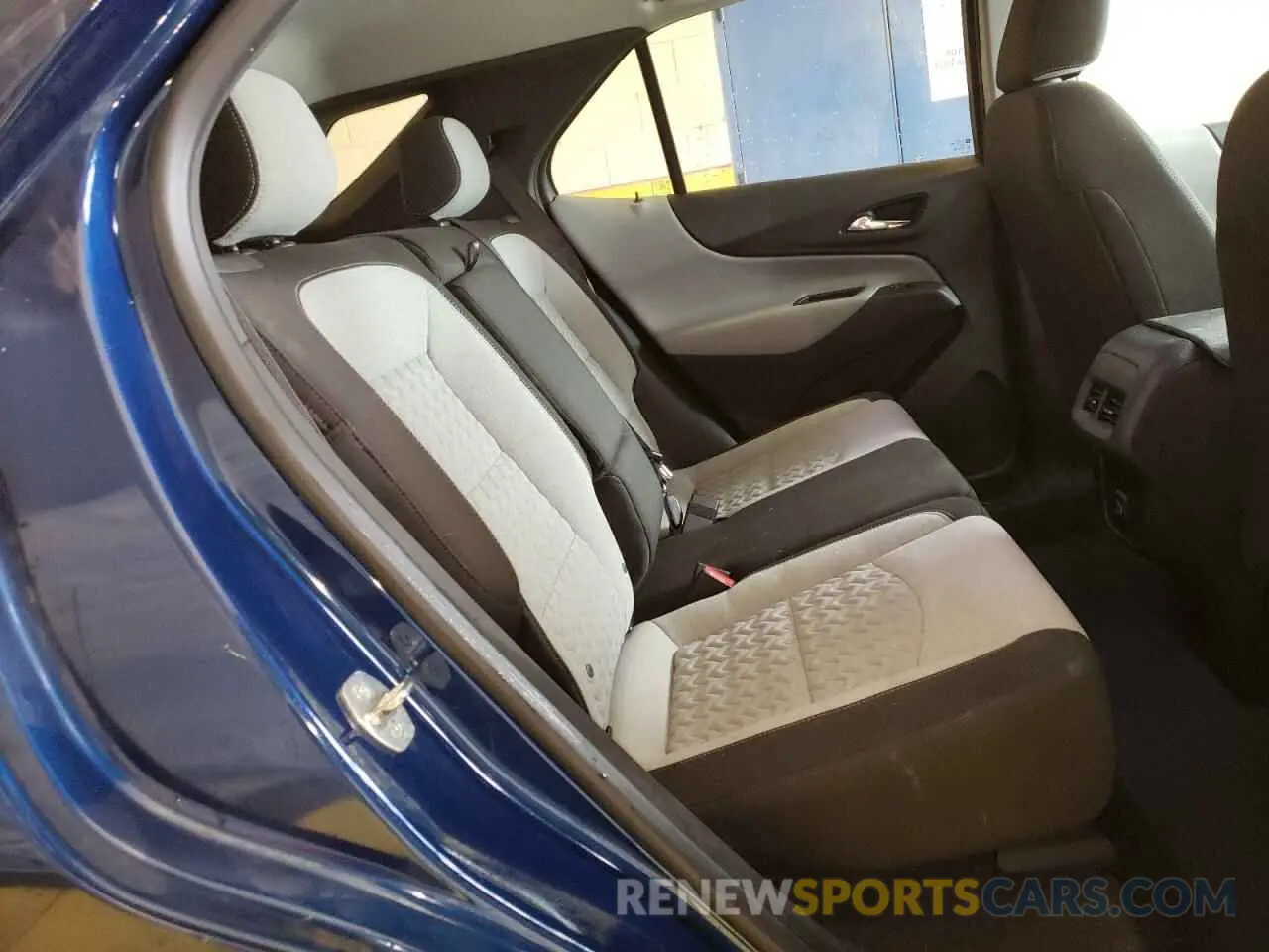 11 Фотография поврежденного автомобиля 3GNAXTEG9PL189243 CHEVROLET EQUINOX 2023