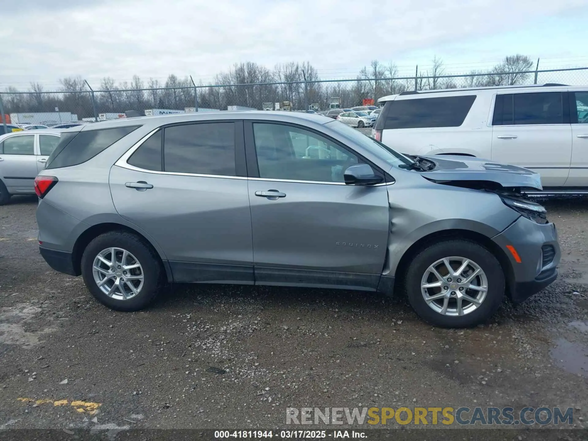 13 Photograph of a damaged car 3GNAXTEG9PL270405 CHEVROLET EQUINOX 2023