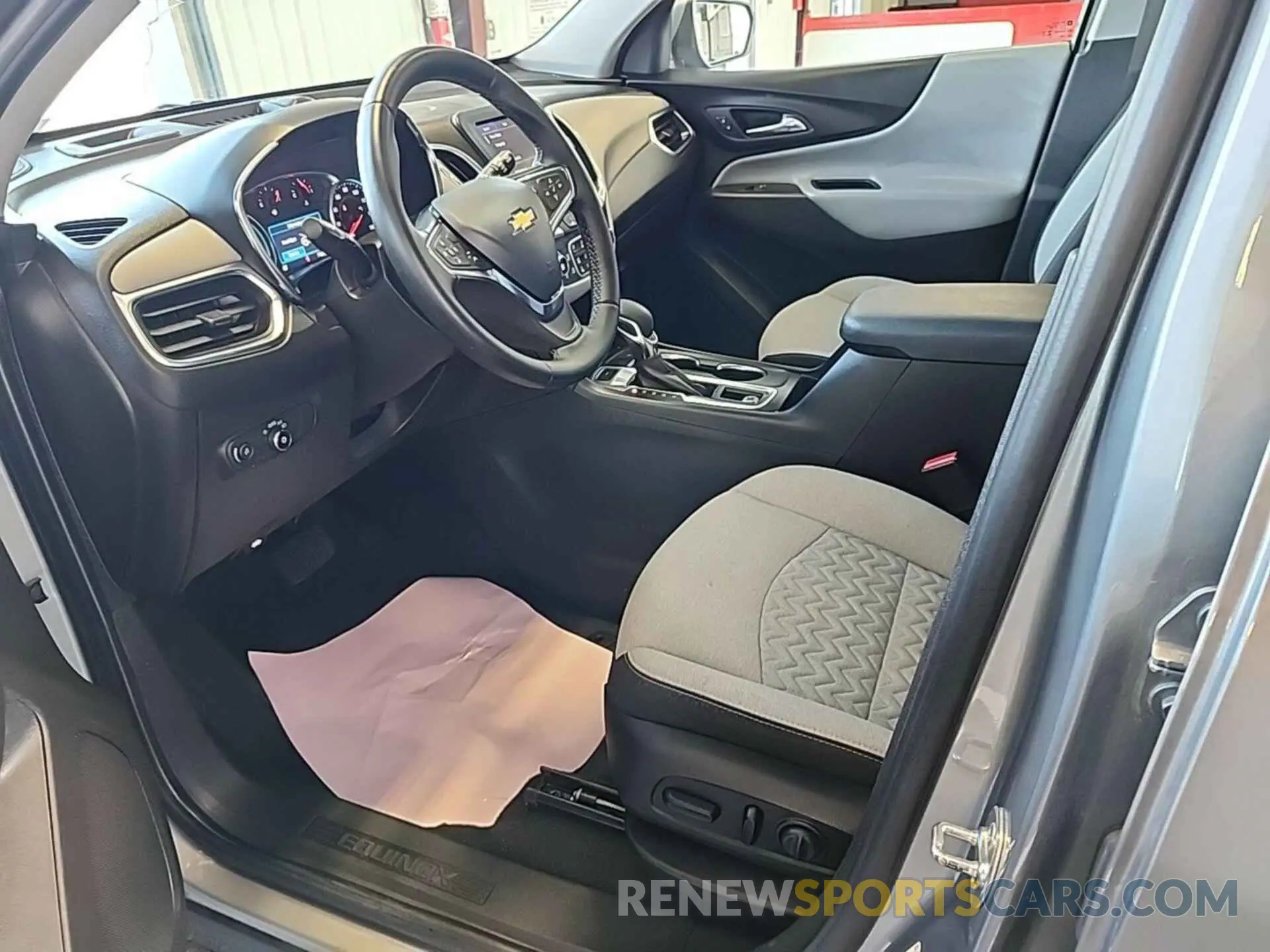 9 Photograph of a damaged car 3GNAXTEG9PS209299 CHEVROLET EQUINOX 2023