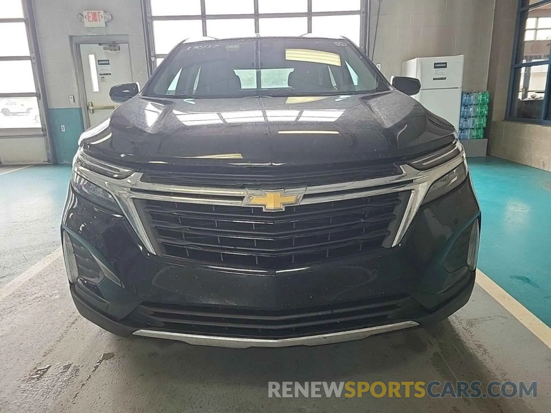 37 Photograph of a damaged car 3GNAXTEGXPL237719 CHEVROLET EQUINOX 2023