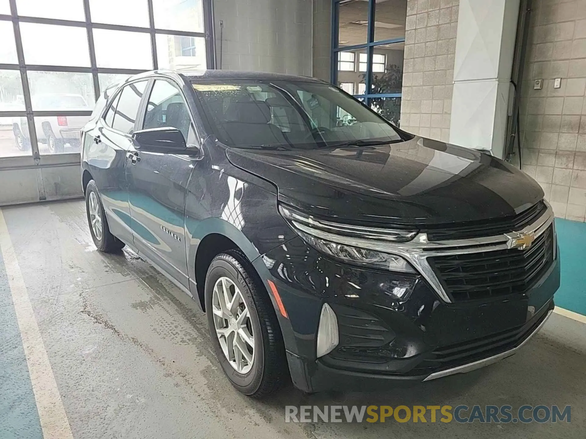43 Photograph of a damaged car 3GNAXTEGXPL237719 CHEVROLET EQUINOX 2023