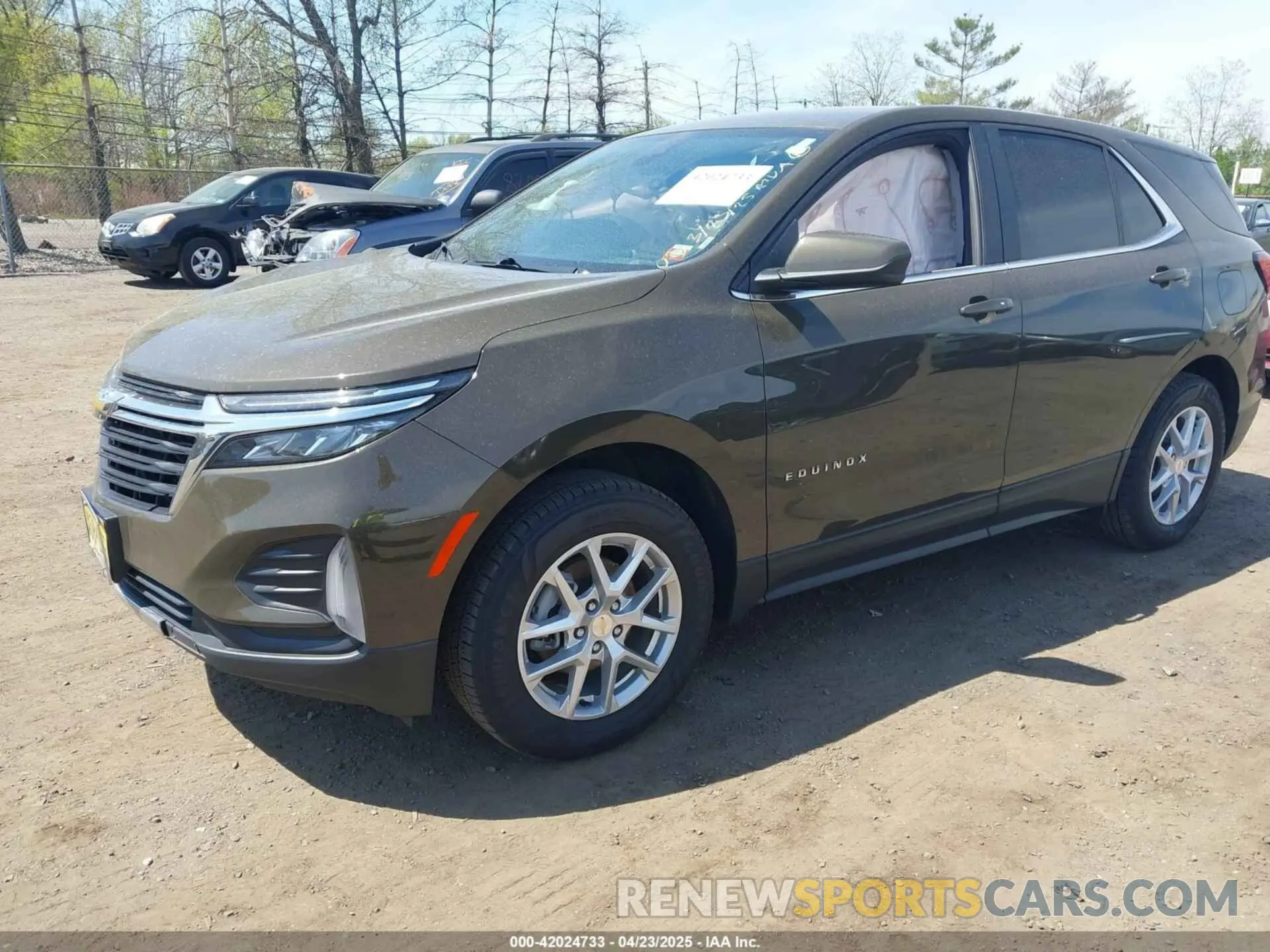 2 Фотография поврежденного автомобиля 3GNAXUEG0PL248041 CHEVROLET EQUINOX 2023
