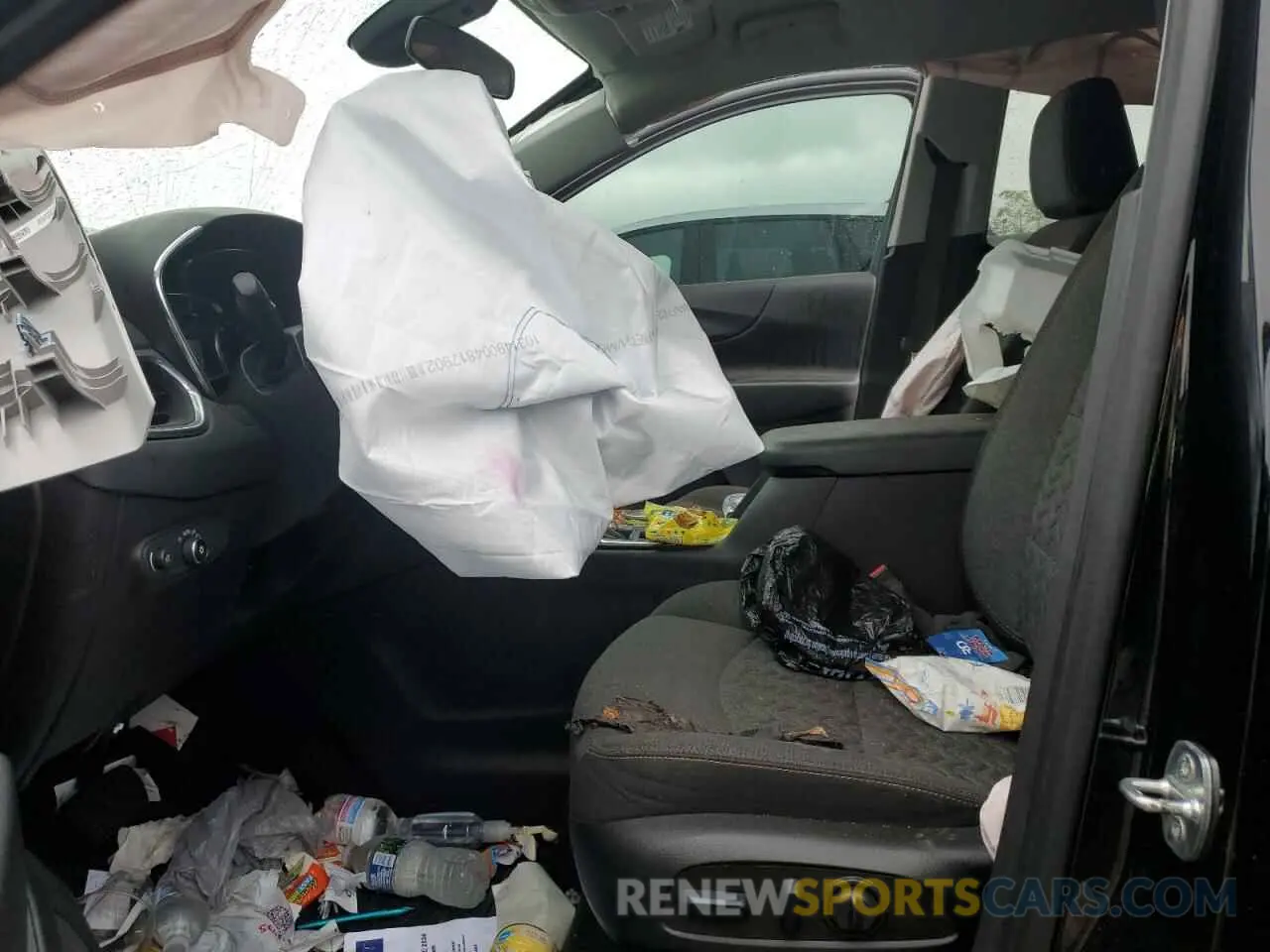 7 Photograph of a damaged car 3GNAXUEG1PL167811 CHEVROLET EQUINOX 2023