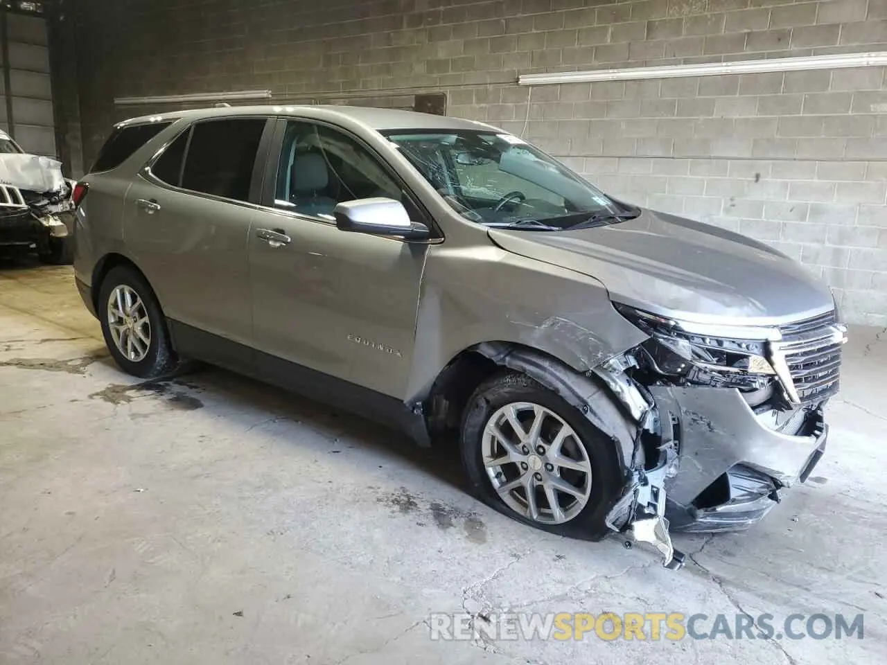 4 Photograph of a damaged car 3GNAXUEG1PS143174 CHEVROLET EQUINOX 2023