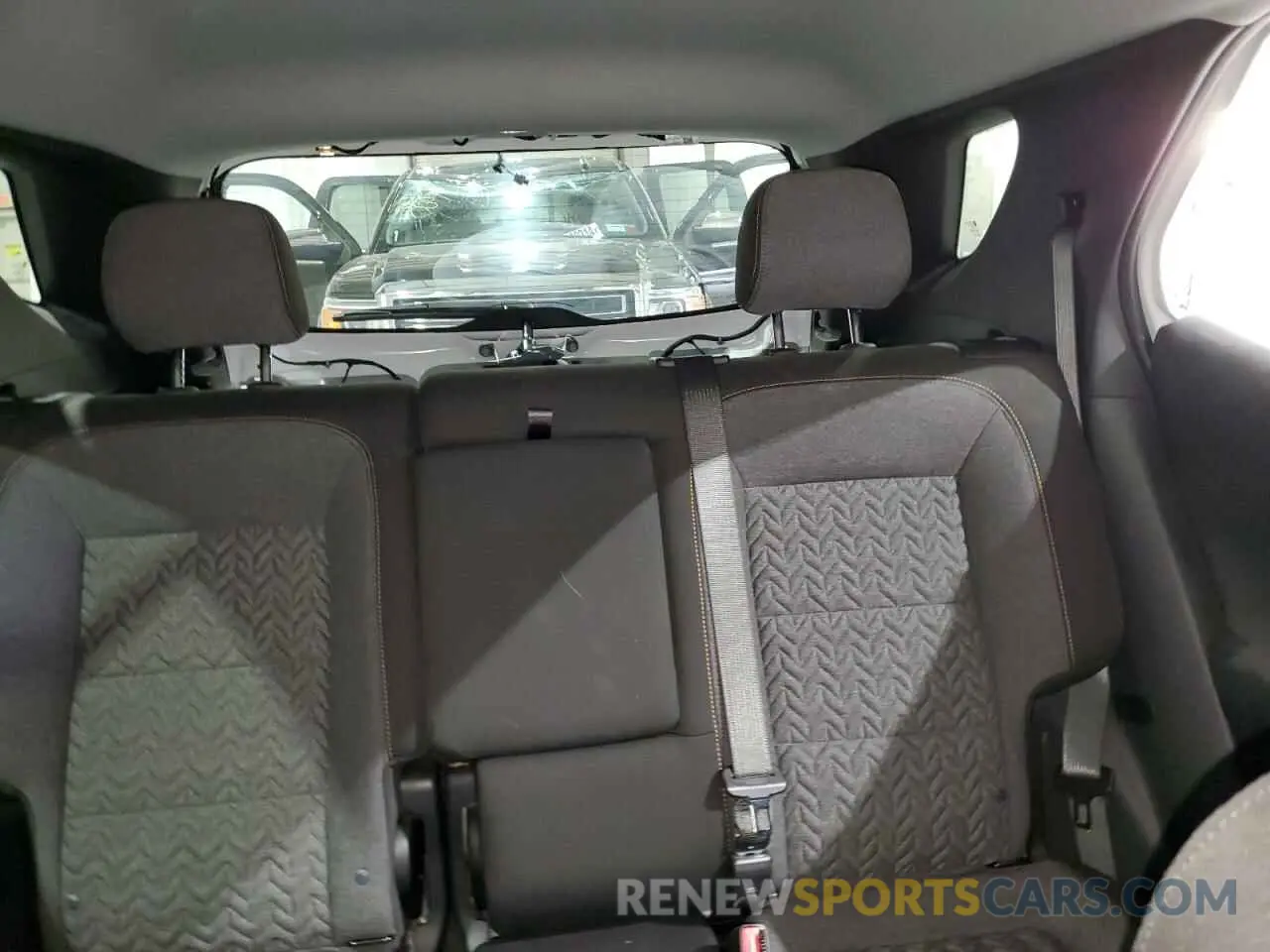 10 Фотография поврежденного автомобиля 3GNAXUEG1PS189202 CHEVROLET EQUINOX 2023
