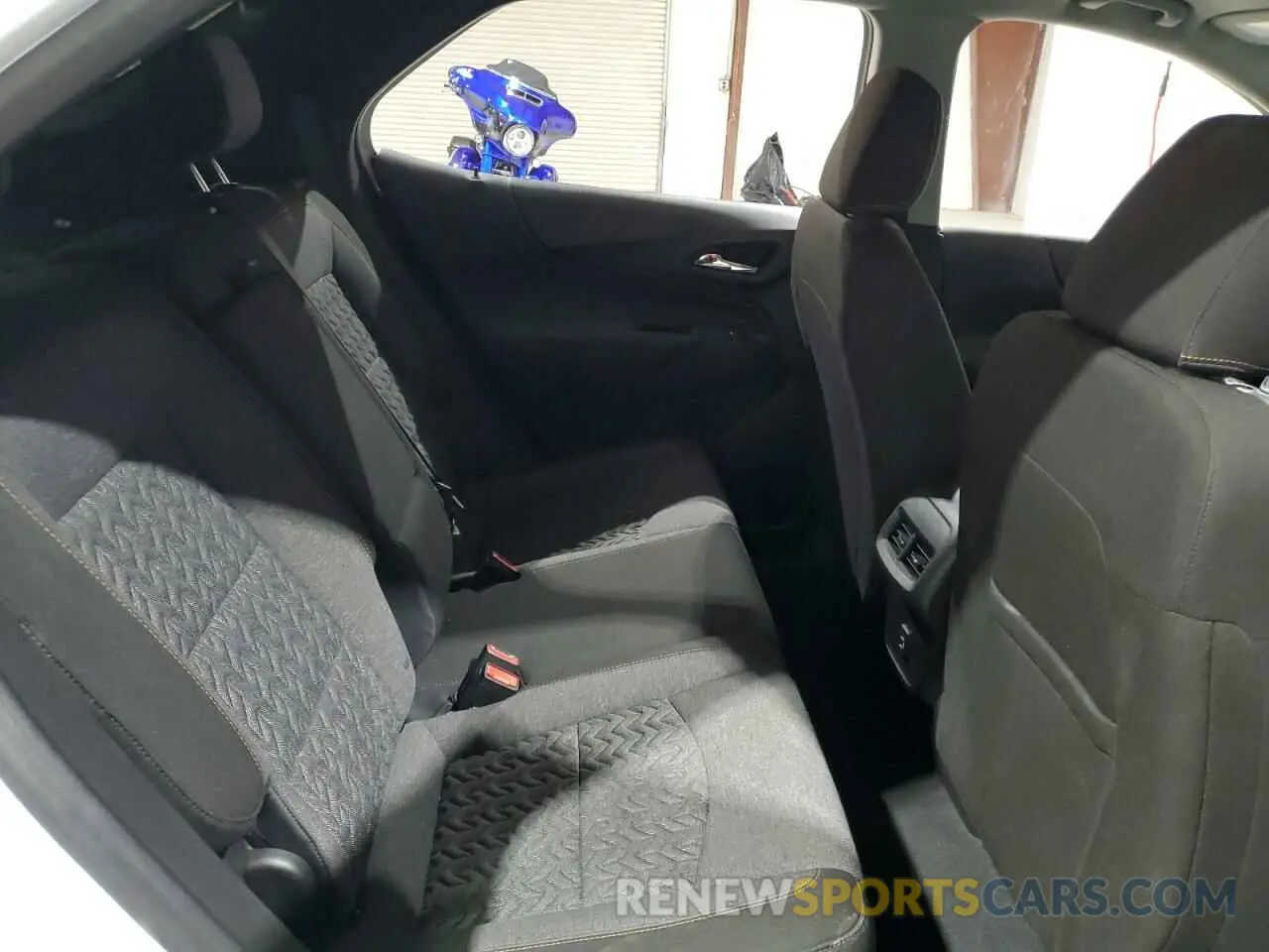 11 Фотография поврежденного автомобиля 3GNAXUEG1PS189202 CHEVROLET EQUINOX 2023