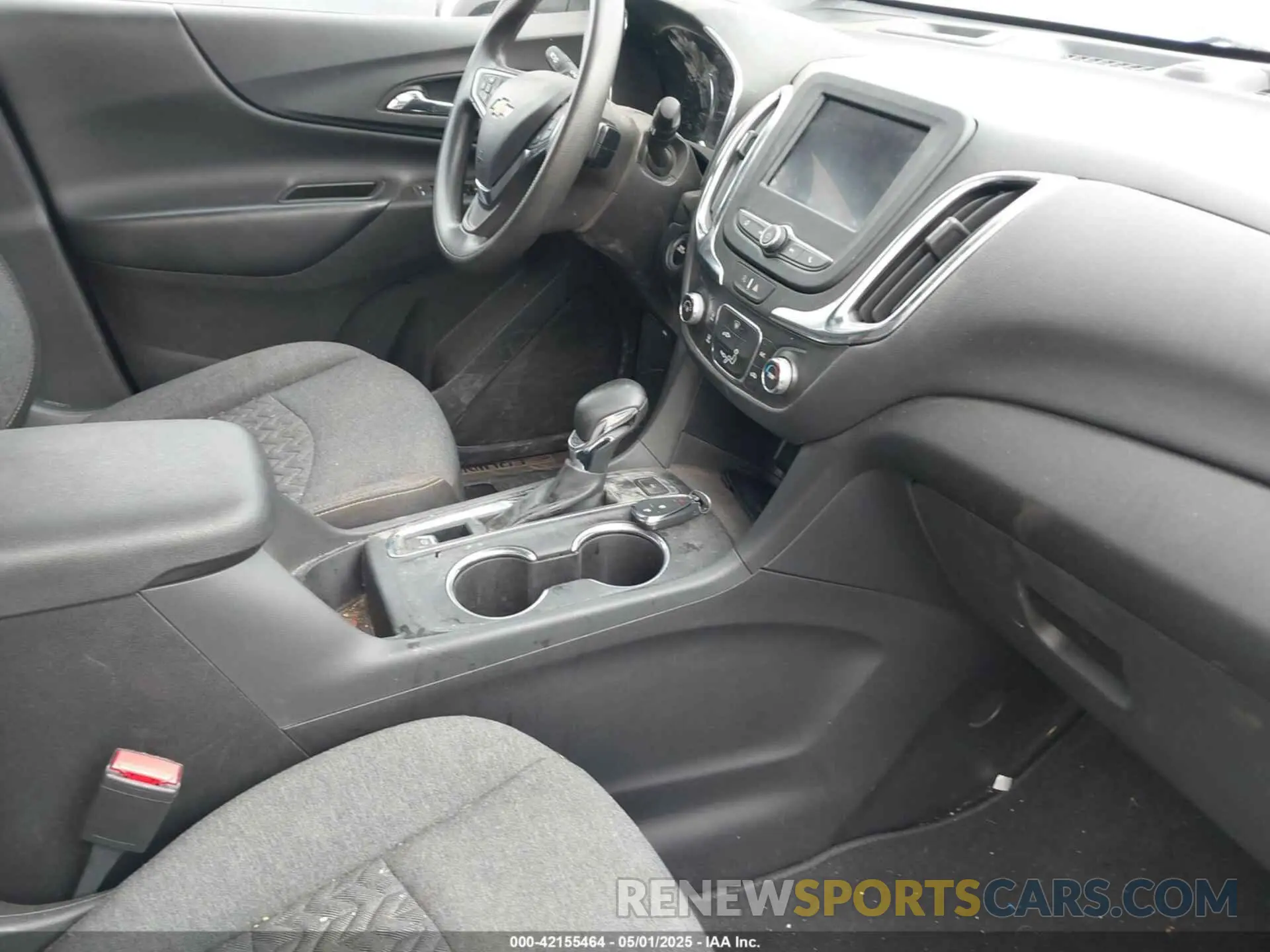 5 Photograph of a damaged car 3GNAXUEG1PS207455 CHEVROLET EQUINOX 2023